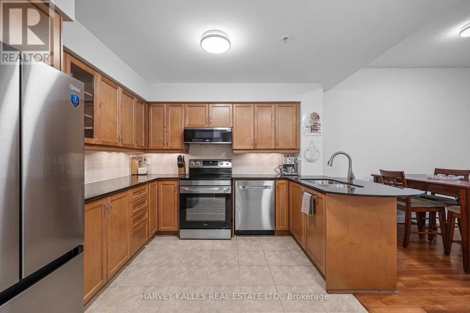 212 - 12 Rean Drive, Toronto, Ontario M2K 3C6 - Photo 9 - C13782754