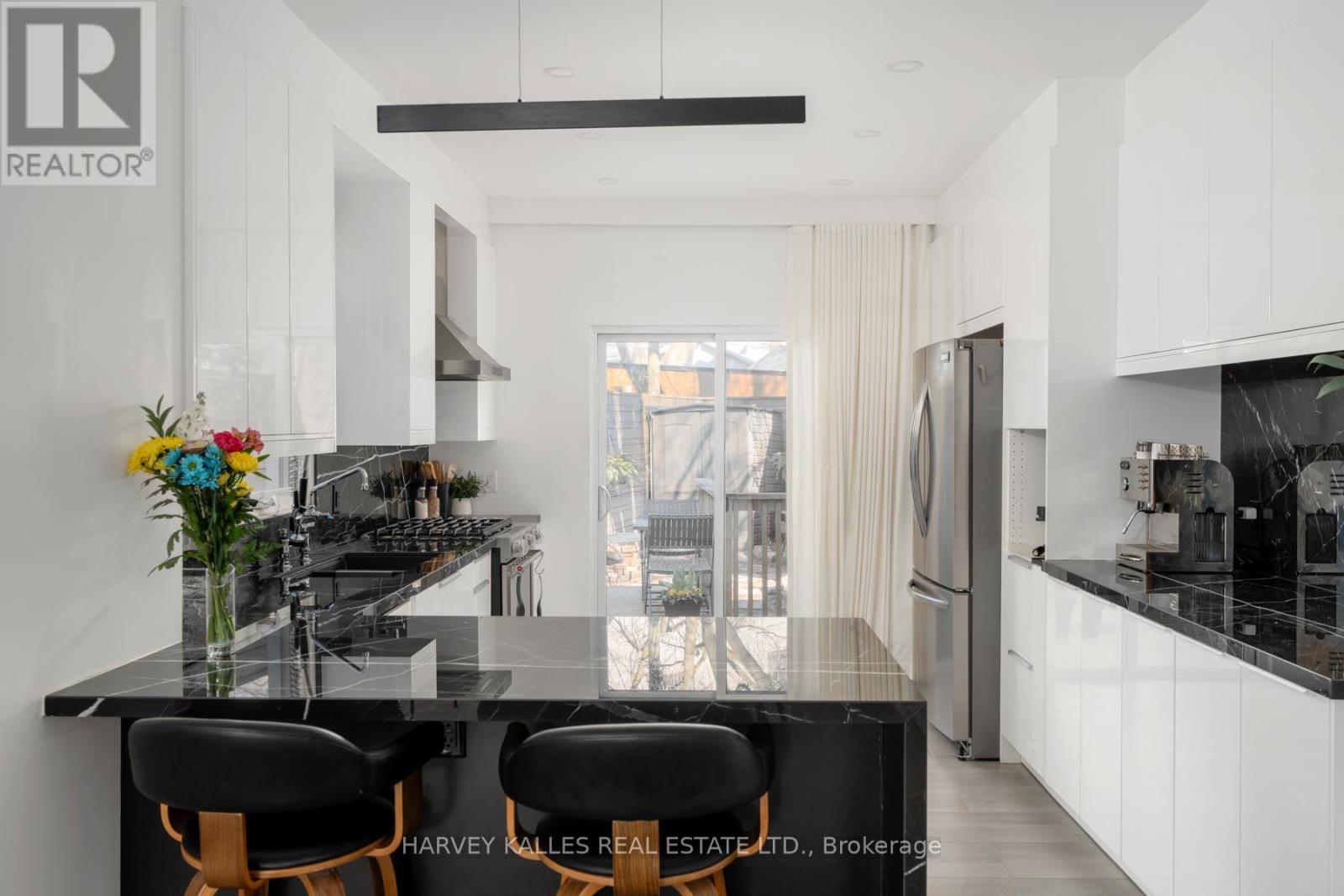 281 Lisgar Street, Toronto, Ontario M6J 3H1 - Photo 10 - C13782826