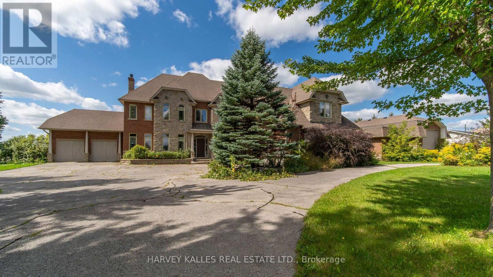 7472 Ashburn Road, Whitby, Ontario L1M 1L4 - Photo 2 - E13783510