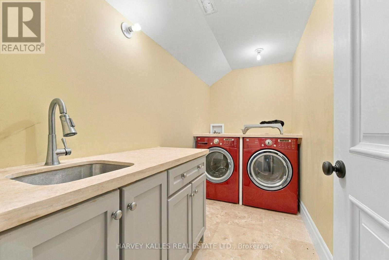 7472 Ashburn Road, Whitby, Ontario L1M 1L4 - Photo 38 - E13783510