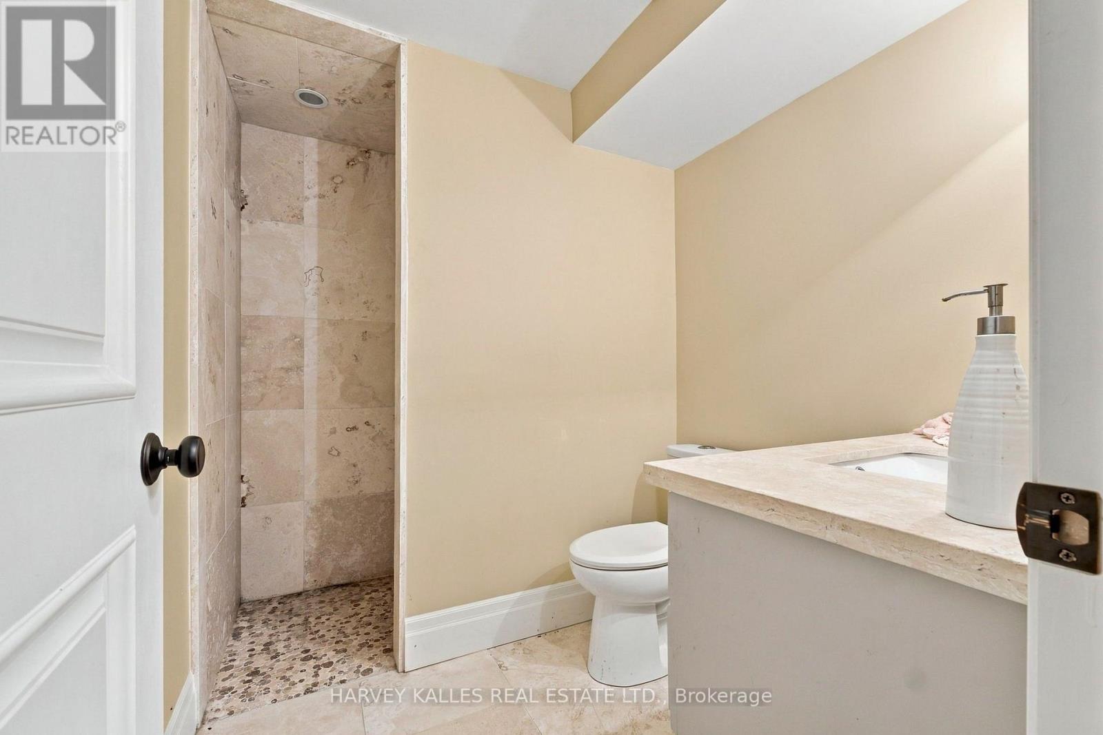 7472 Ashburn Road, Whitby, Ontario L1M 1L4 - Photo 39 - E13783510