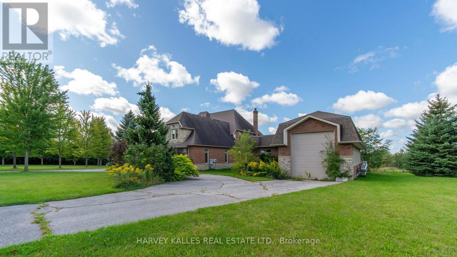 7472 Ashburn Road, Whitby, Ontario L1M 1L4 - Photo 4 - E13783510