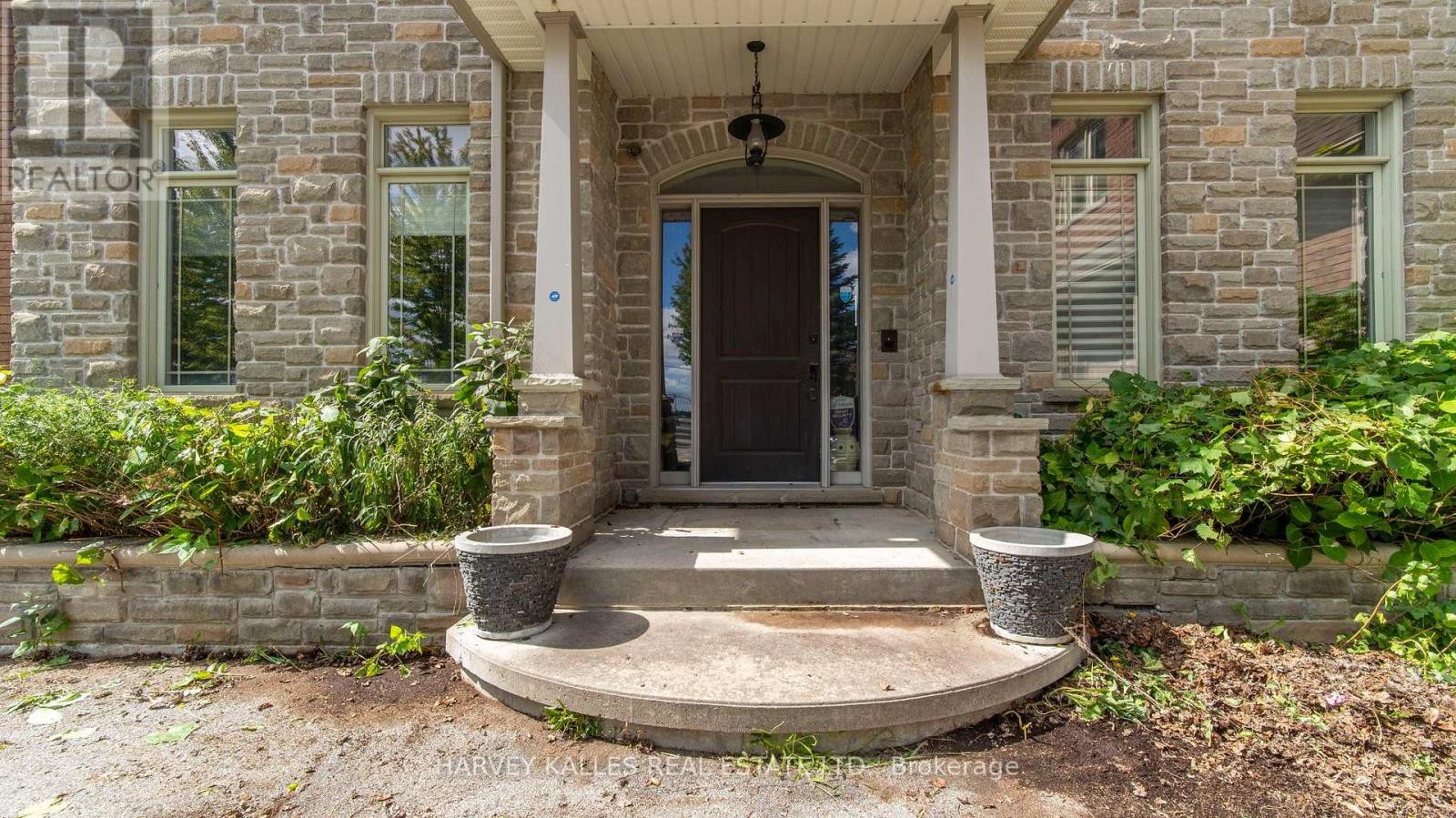7472 Ashburn Road, Whitby, Ontario L1M 1L4 - Photo 5 - E13783510