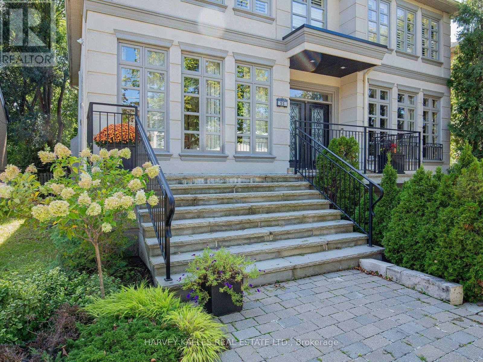 55 VIEWMOUNT AVENUE, Toronto, Ontario