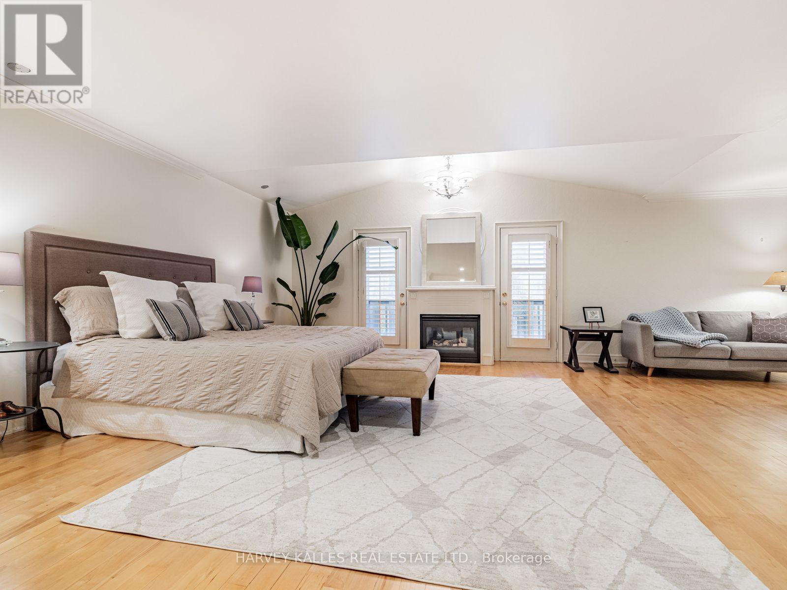 55 Viewmount Avenue, Toronto, Ontario M6B 1T2 - Photo 27 - C13786194