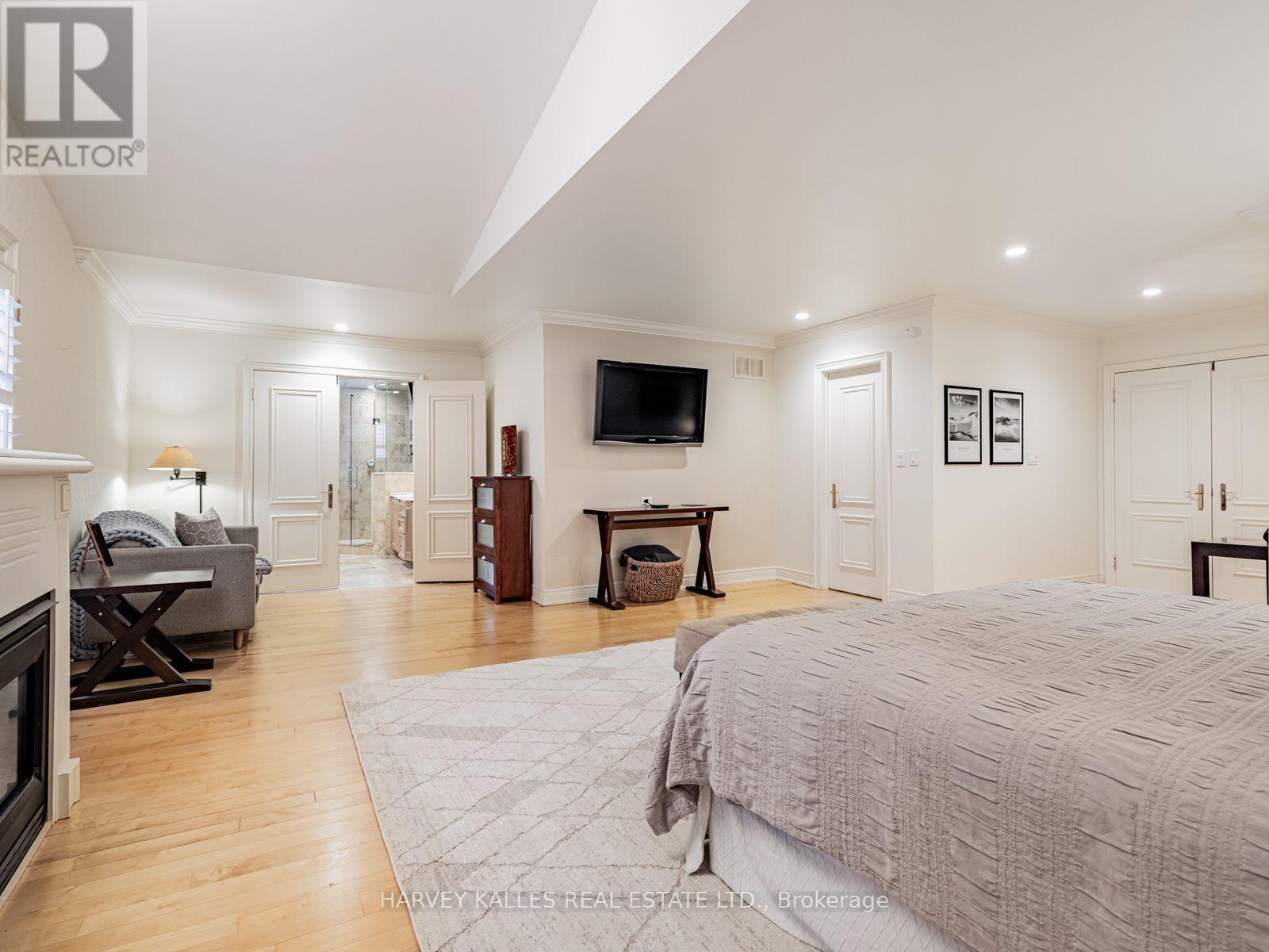 55 Viewmount Avenue, Toronto, Ontario M6B 1T2 - Photo 29 - C13786194