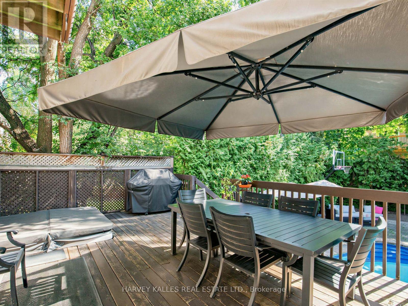 55 Viewmount Avenue, Toronto, Ontario M6B 1T2 - Photo 44 - C13786194