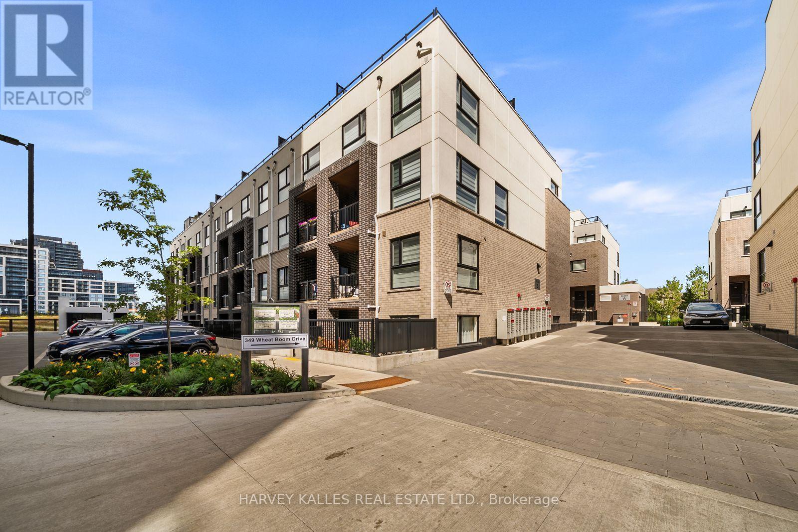 324 - 349 WHEAT BOOM DRIVE, Oakville, Ontario