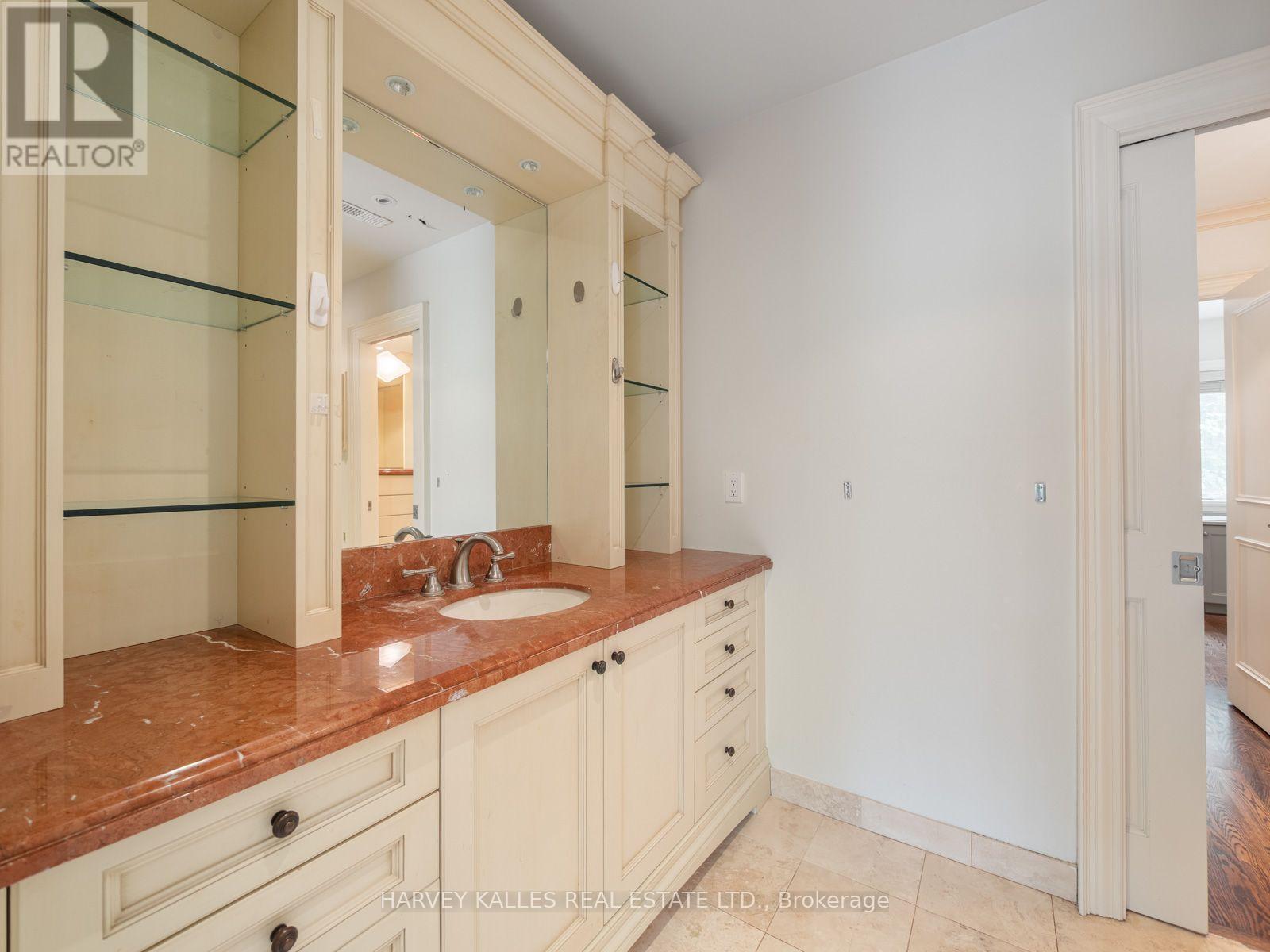 67 Warren Road, Toronto, Ontario M4V 2R9 - Photo 18 - C13786652