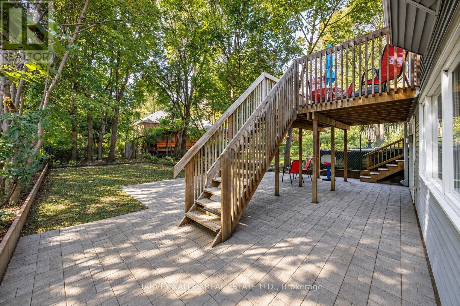 52 Park Hill Road, Toronto, Ontario M6C 3N1 - Photo 16 - C13787200
