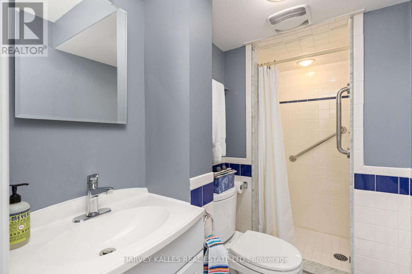 52 Park Hill Road, Toronto, Ontario M6C 3N1 - Photo 17 - C13787200