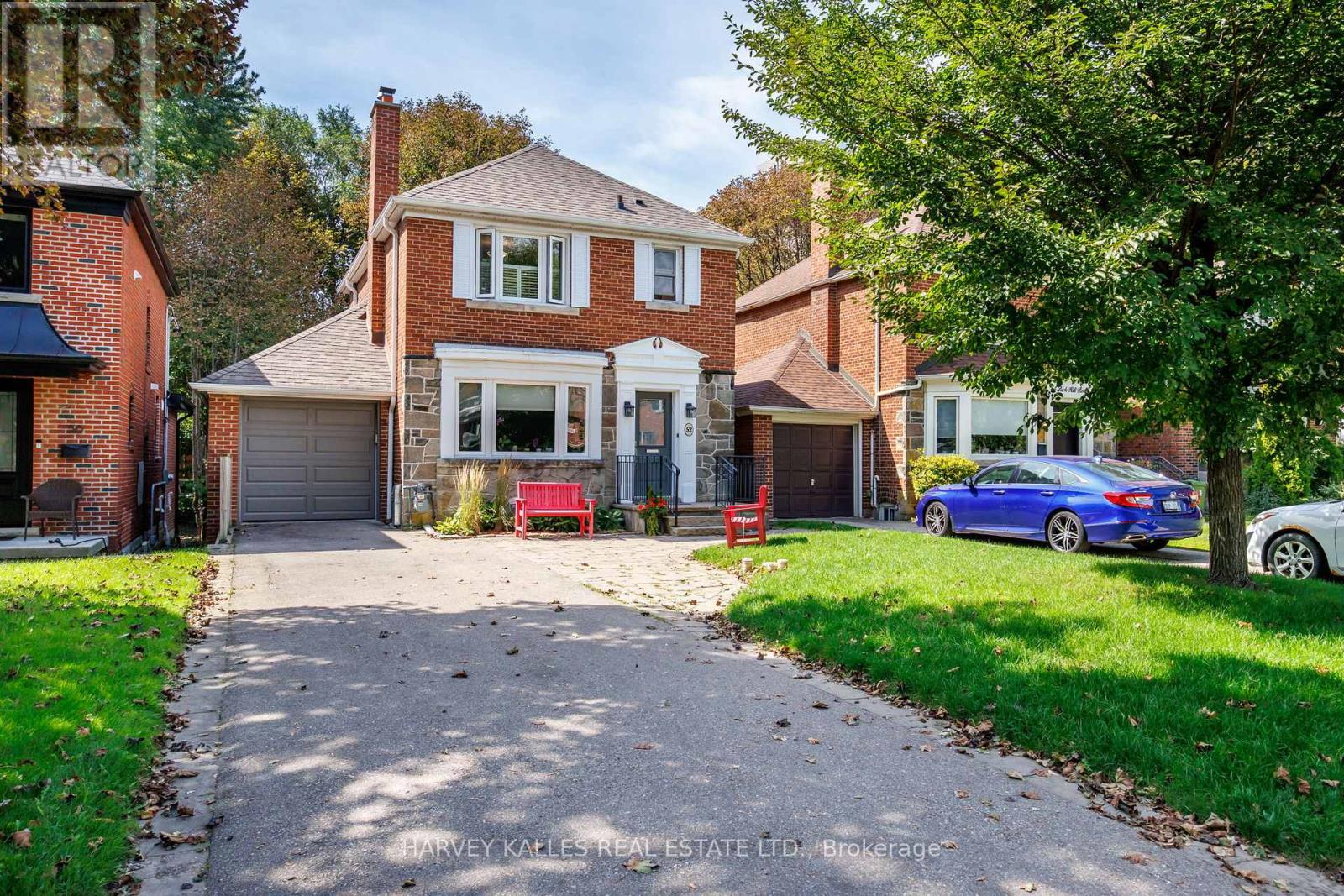 52 Park Hill Road, Toronto, Ontario M6C 3N1 - Photo 3 - C13787200