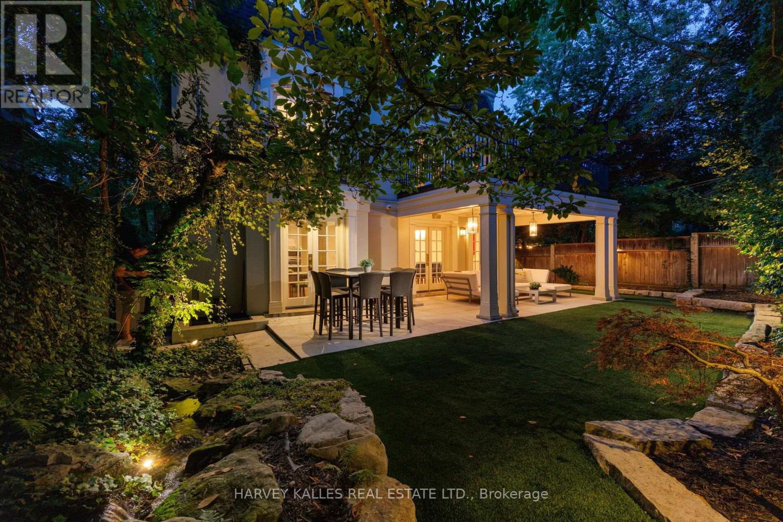 17a Avondale Road, Toronto, Ontario  M4W 2R7 - Photo 3 - C13787378