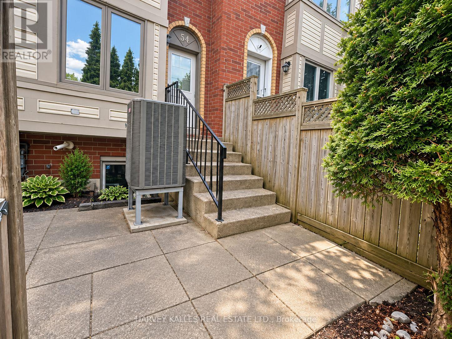 54 - 1635 Pickering Parkway, Pickering, Ontario L1V 6W8 - Photo 3 - E13788282