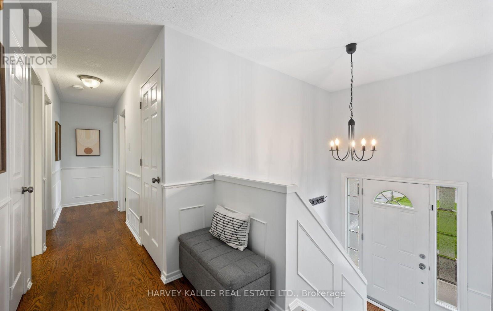 143 Kingsview Drive, Caledon, Ontario L7E 3W2 - Photo 2 - W13790170