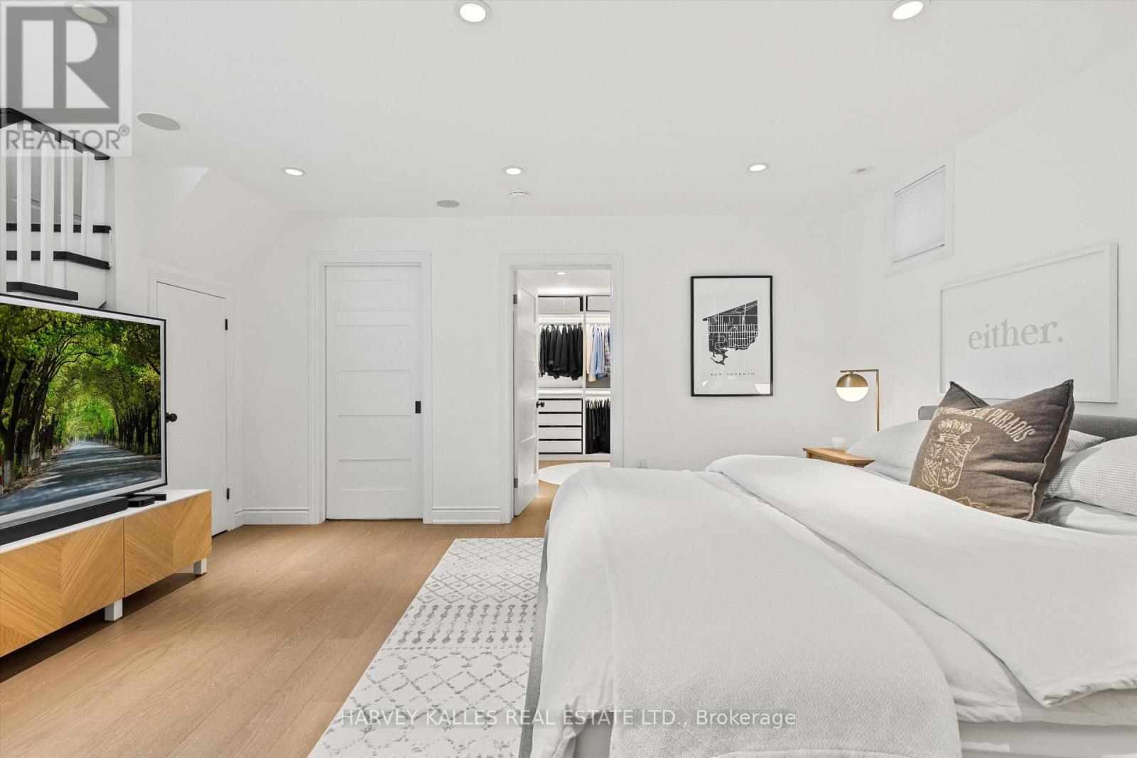 80 Fifth Street, Toronto, Ontario M8V 2Z3 - Photo 24 - W13790498