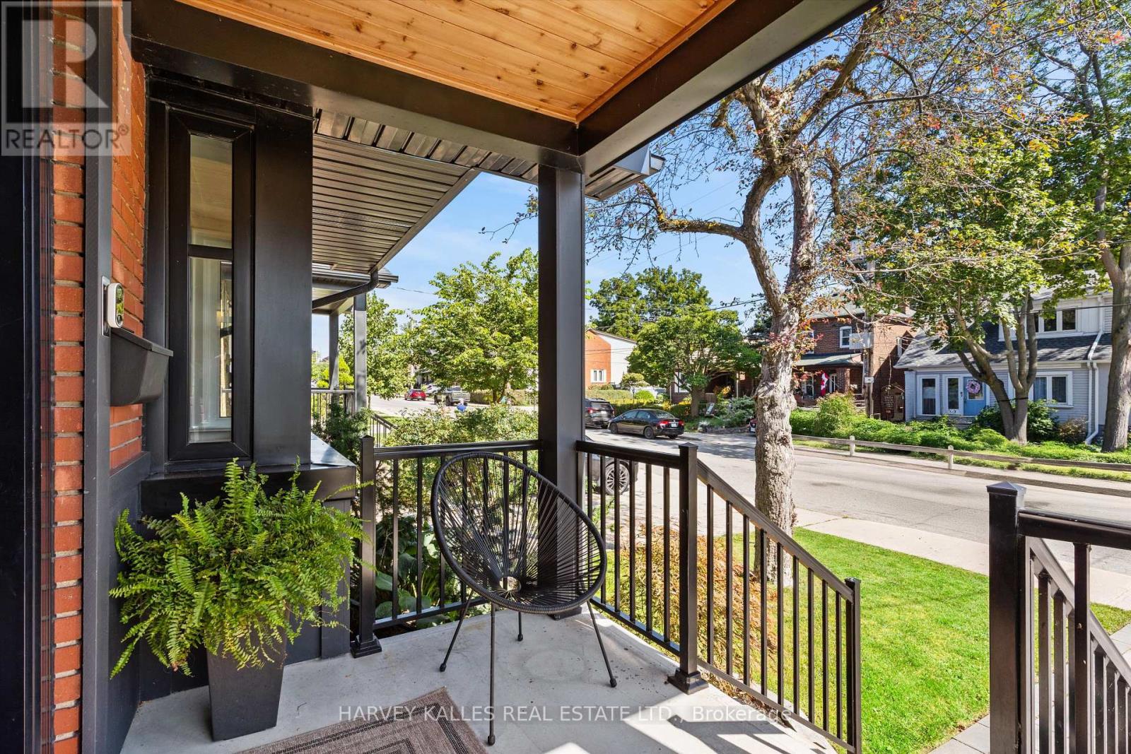 80 Fifth Street, Toronto, Ontario M8V 2Z3 - Photo 4 - W13790498