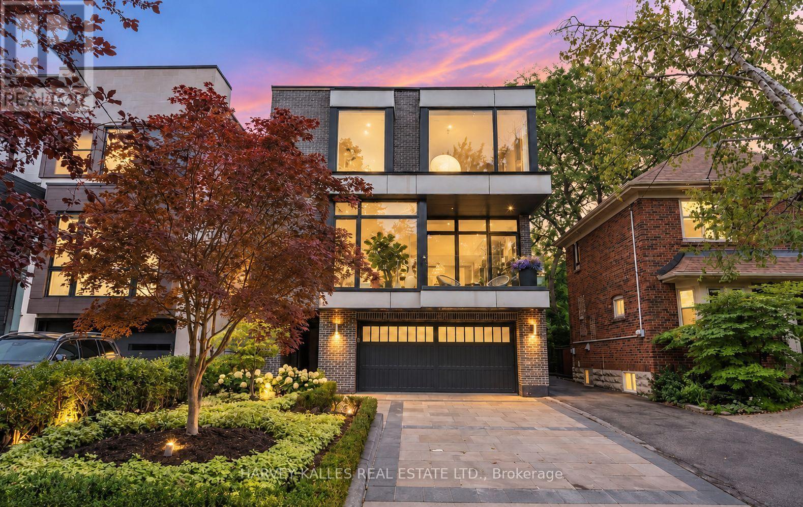 33 TARLTON ROAD, Toronto, Ontario