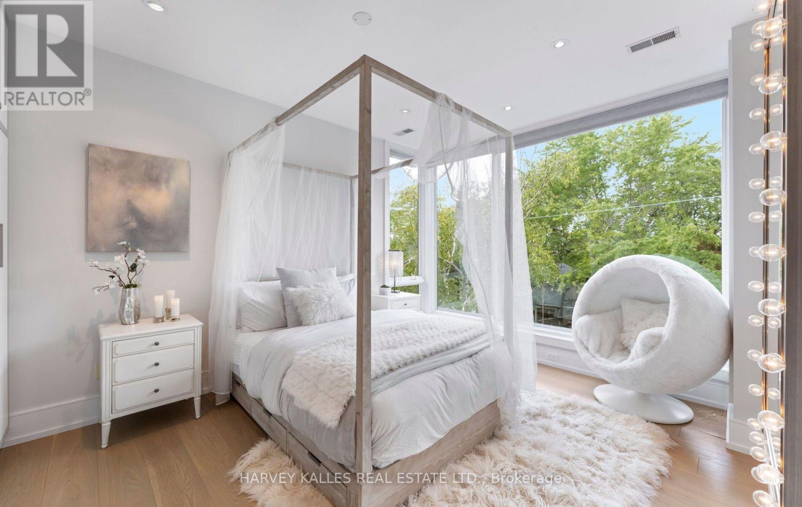 33 Tarlton Road, Toronto, Ontario M5P 2M6 - Photo 6 - C13790816