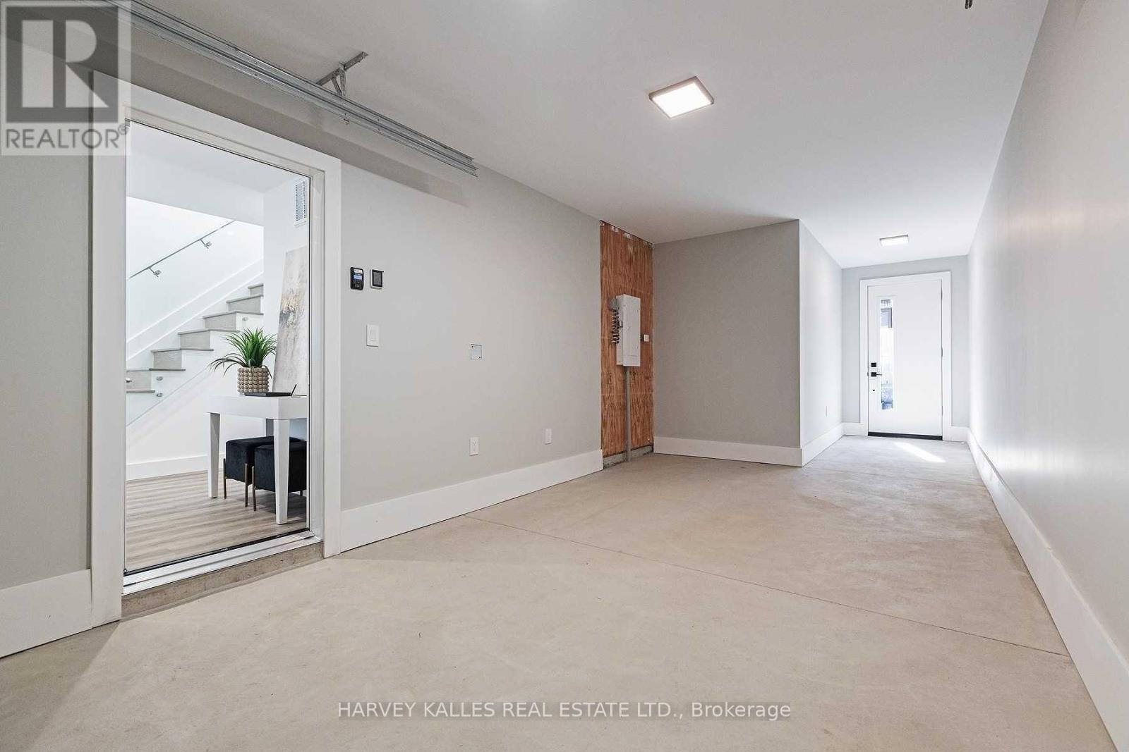 165r Wychwood Avenue, Toronto, Ontario M6C 2T4 - Photo 29 - C13790844