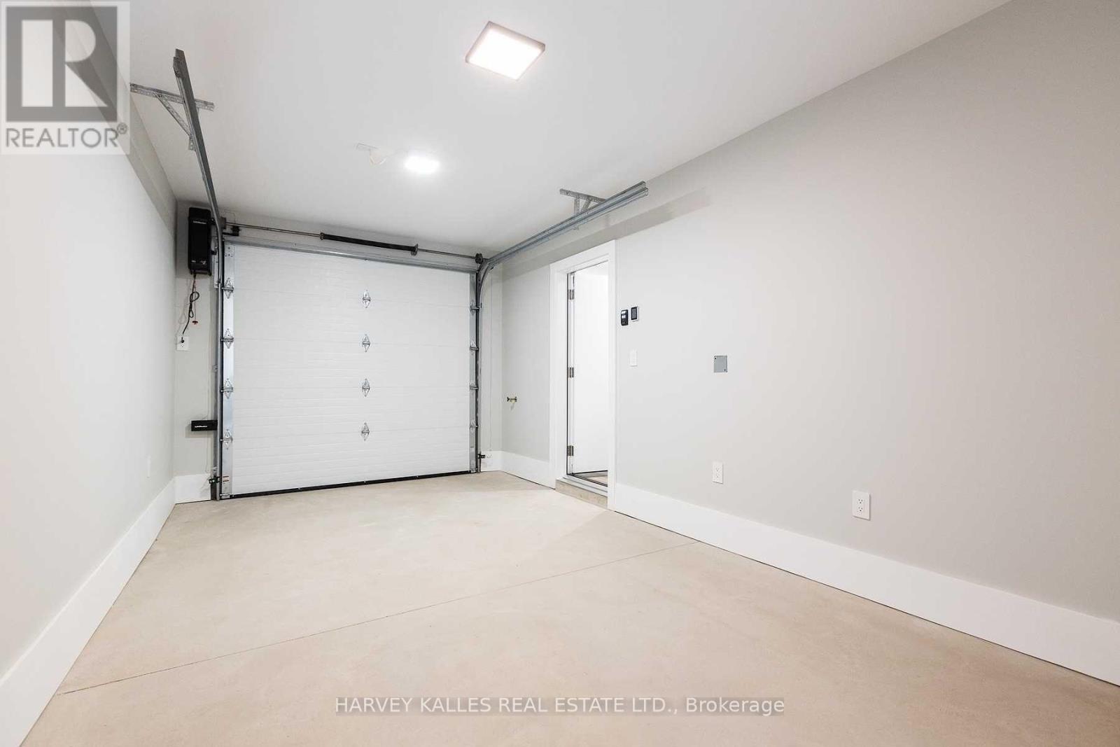165r Wychwood Avenue, Toronto, Ontario M6C 2T4 - Photo 30 - C13790844