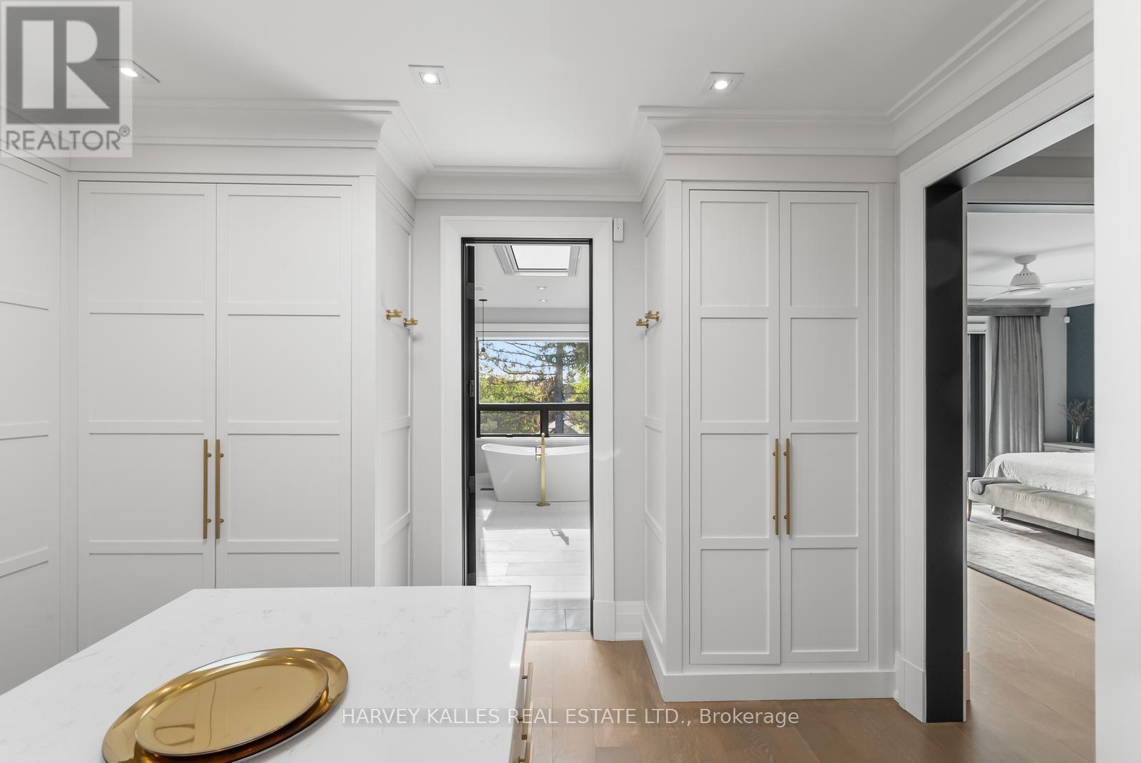 75 Bannockburn Avenue, Toronto, Ontario  M5M 2M9 - Photo 26 - C13792464