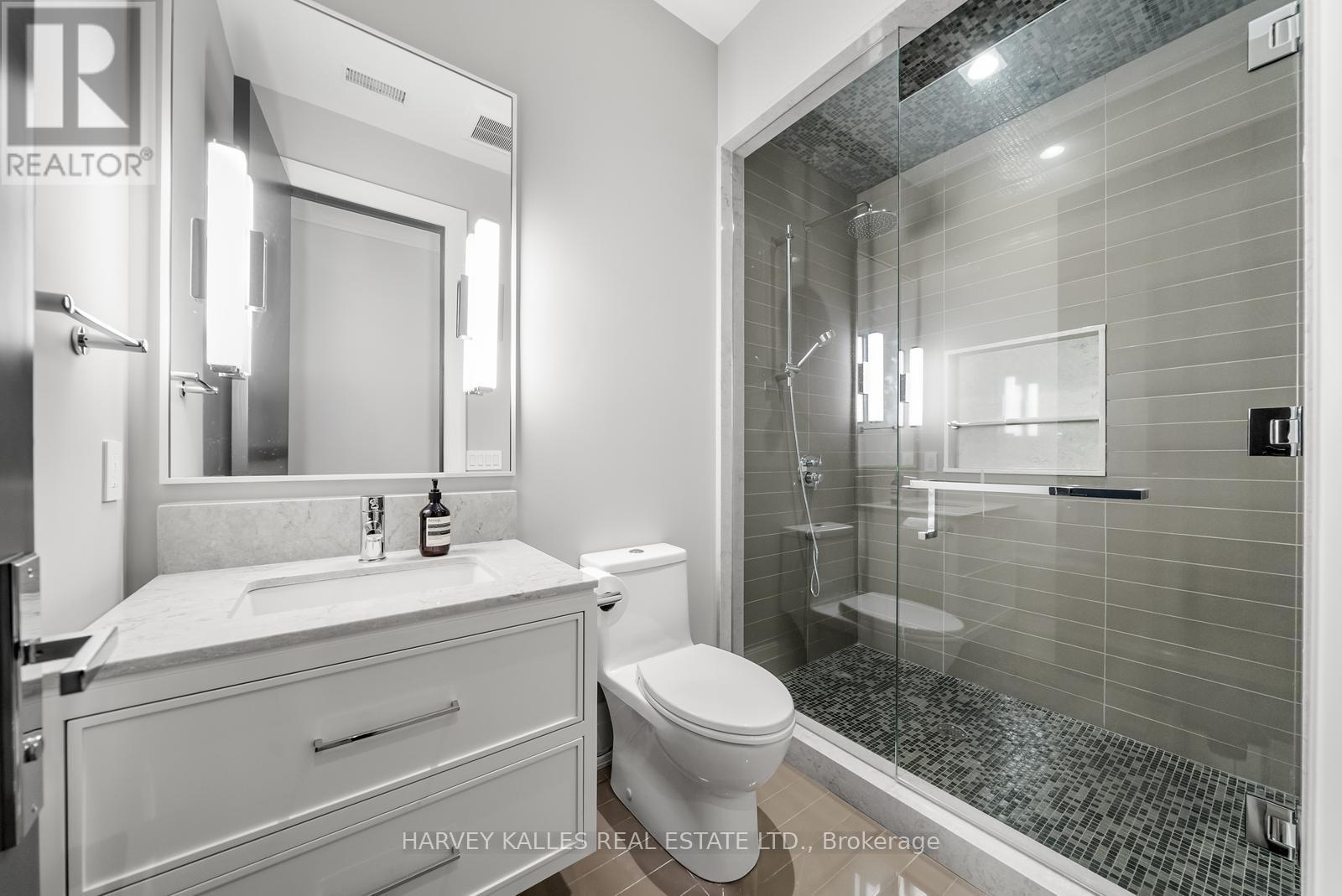 75 Bannockburn Avenue, Toronto, Ontario  M5M 2M9 - Photo 36 - C13792464