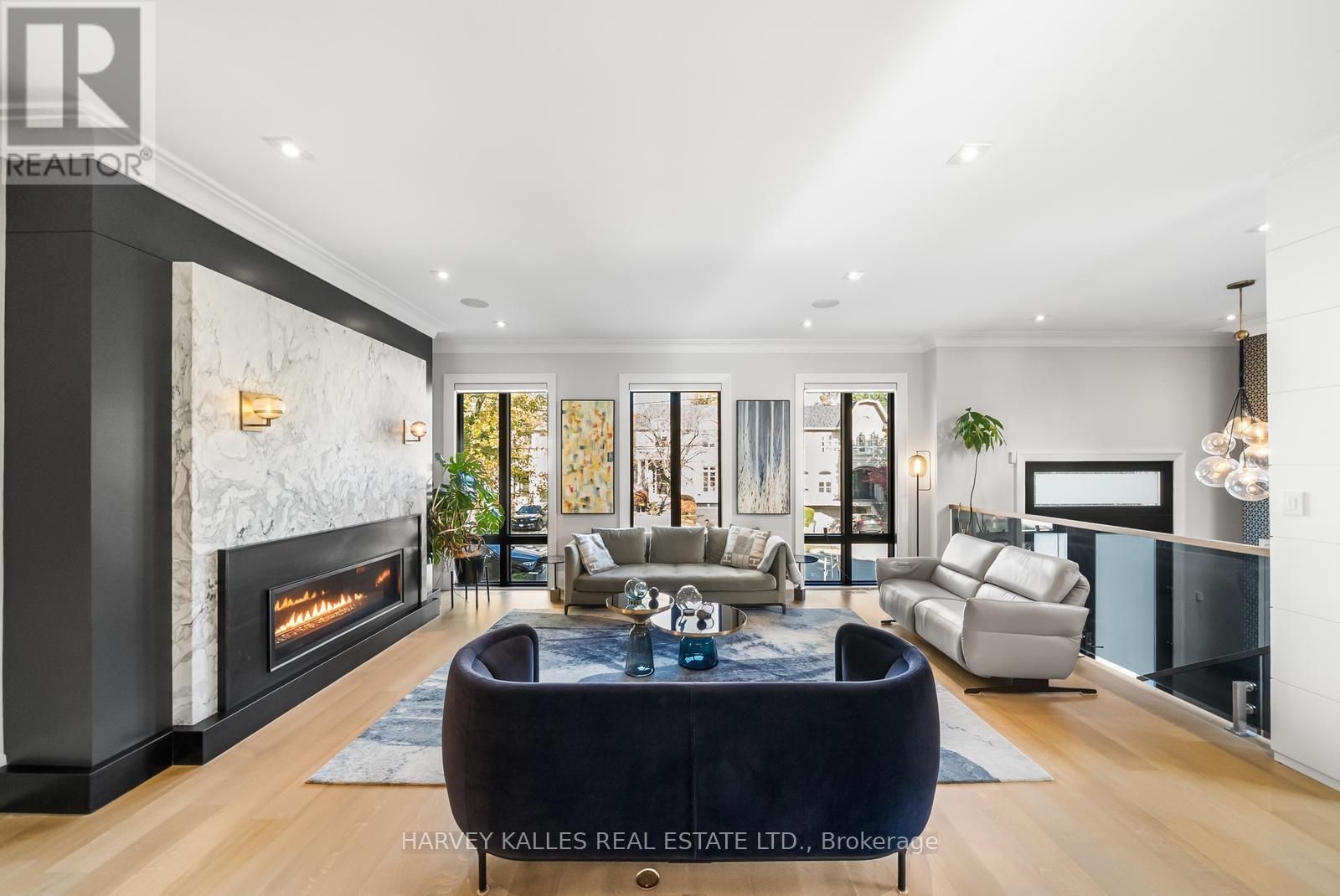 75 Bannockburn Avenue, Toronto, Ontario  M5M 2M9 - Photo 4 - C13792464