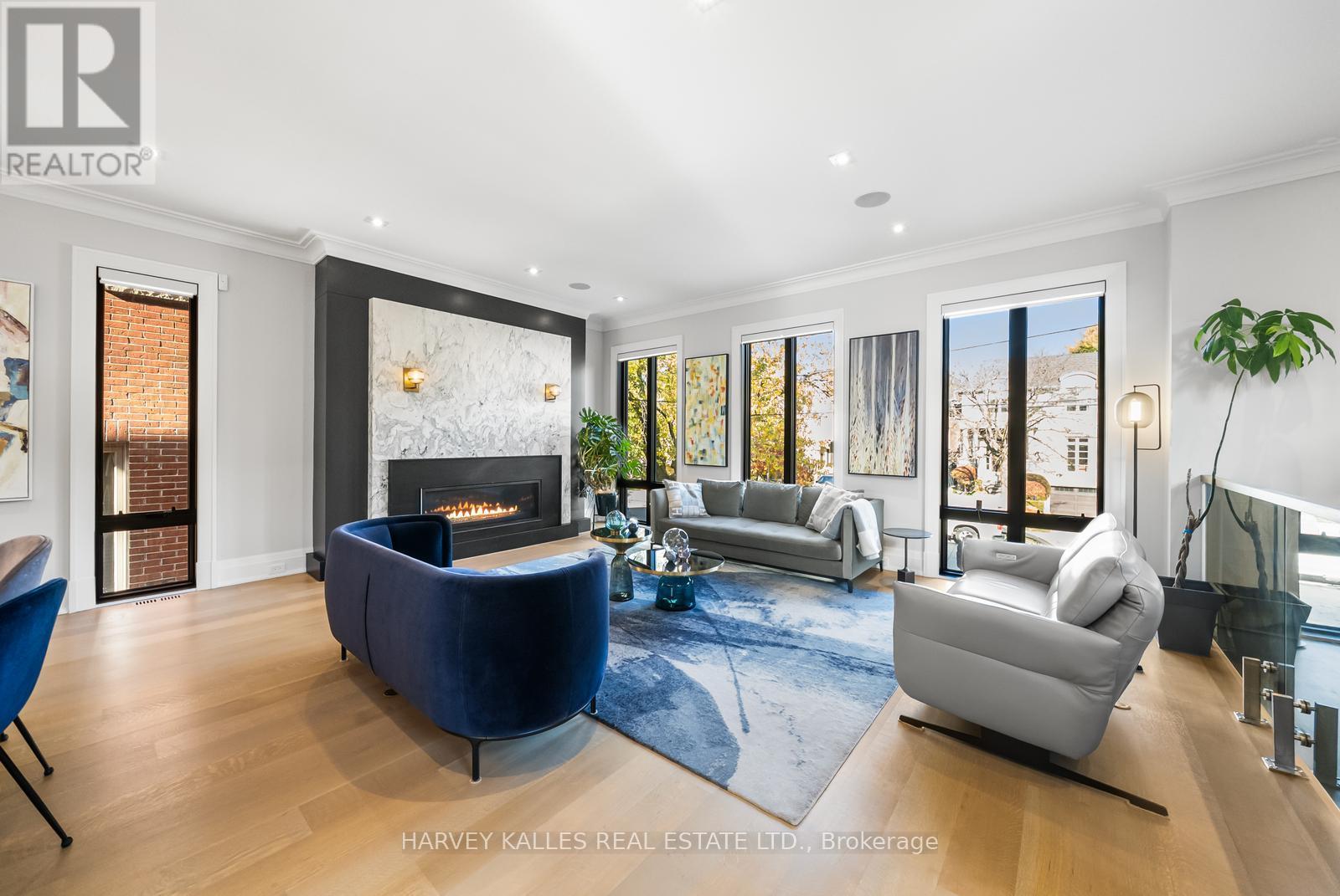 75 Bannockburn Avenue, Toronto, Ontario  M5M 2M9 - Photo 5 - C13792464