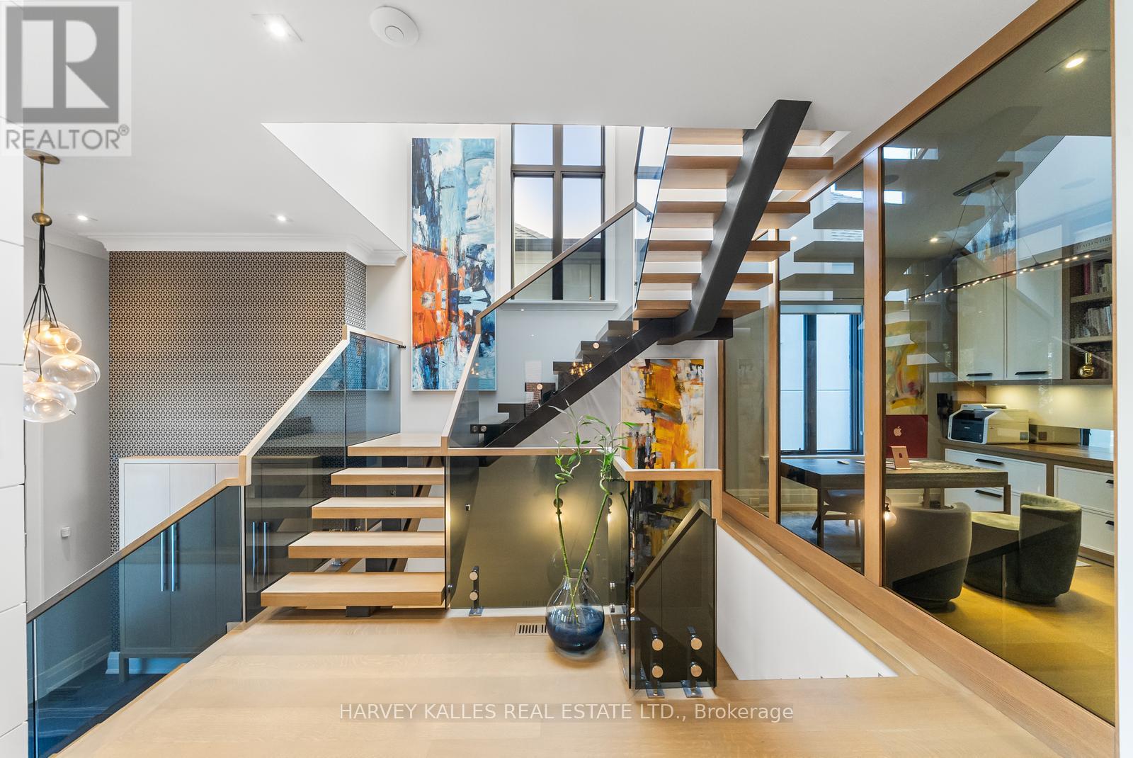 75 Bannockburn Avenue, Toronto, Ontario  M5M 2M9 - Photo 9 - C13792464