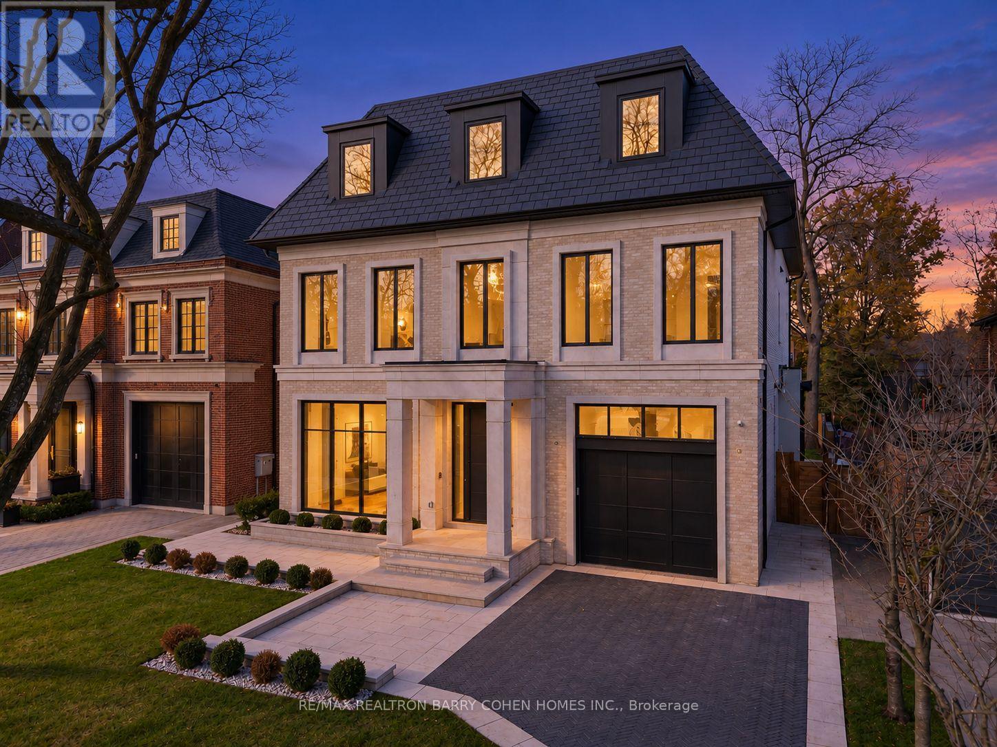 370 GLENGROVE AVENUE W, Toronto, Ontario
