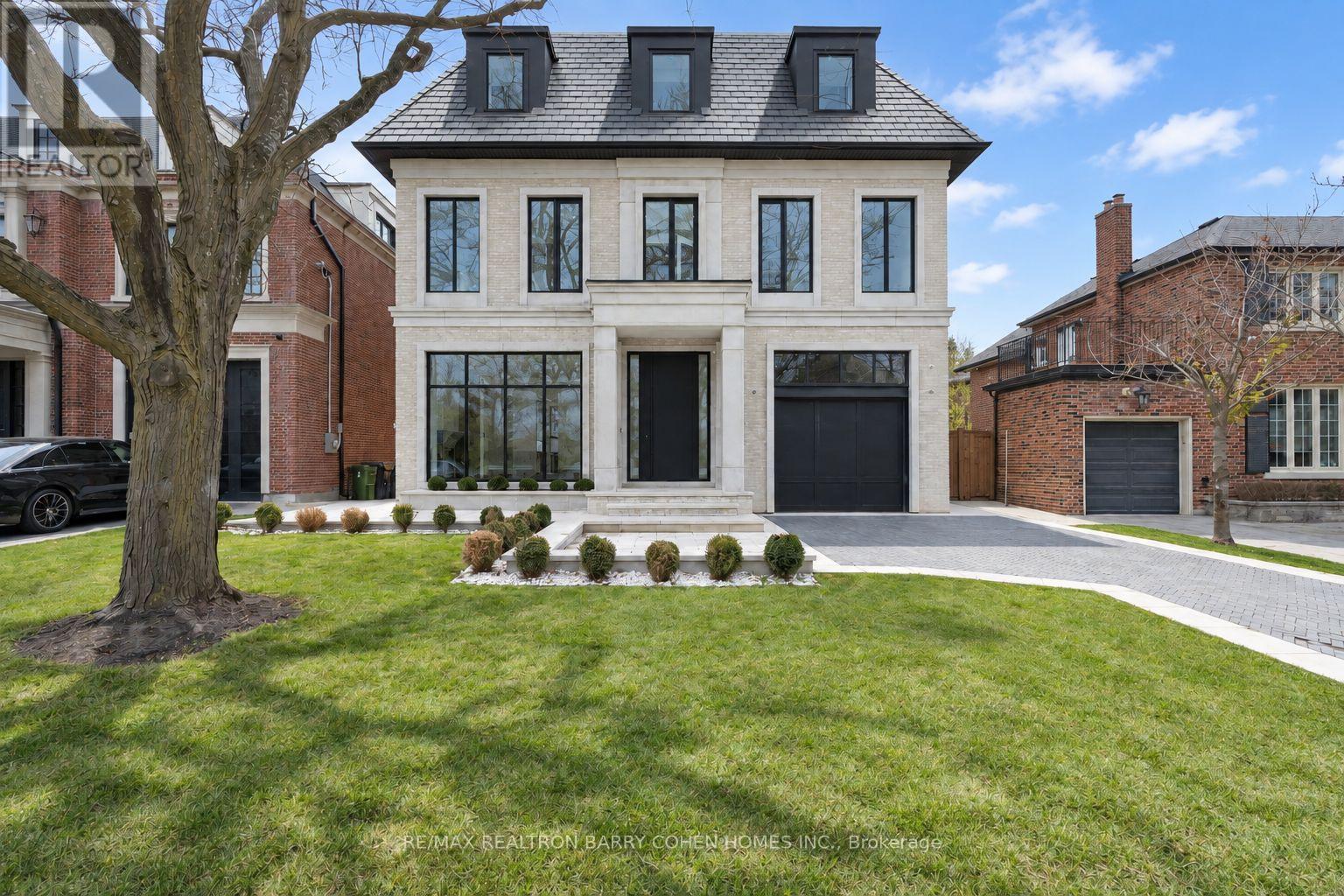 370 Glengrove Avenue W, Toronto, Ontario  M5N 1W5 - Photo 2 - C13792812