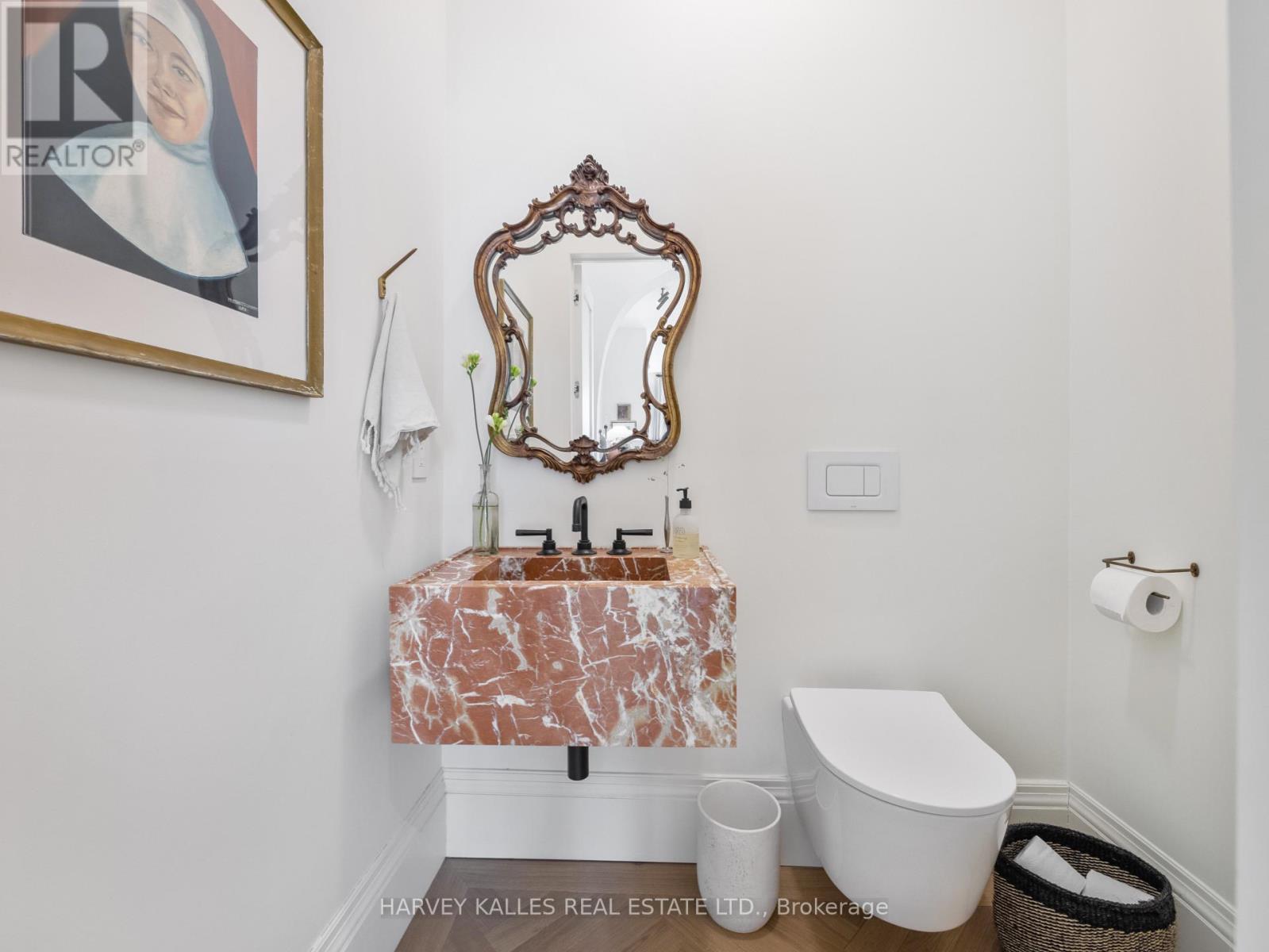 239 Borden Street, Toronto, Ontario  M5S 2N5 - Photo 7 - C13792922