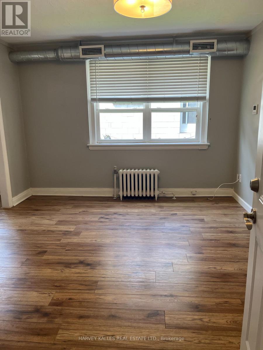 32 - 3 Elm Grove Avenue, Toronto, Ontario M6K 2H9 - Photo 10 - W13792916