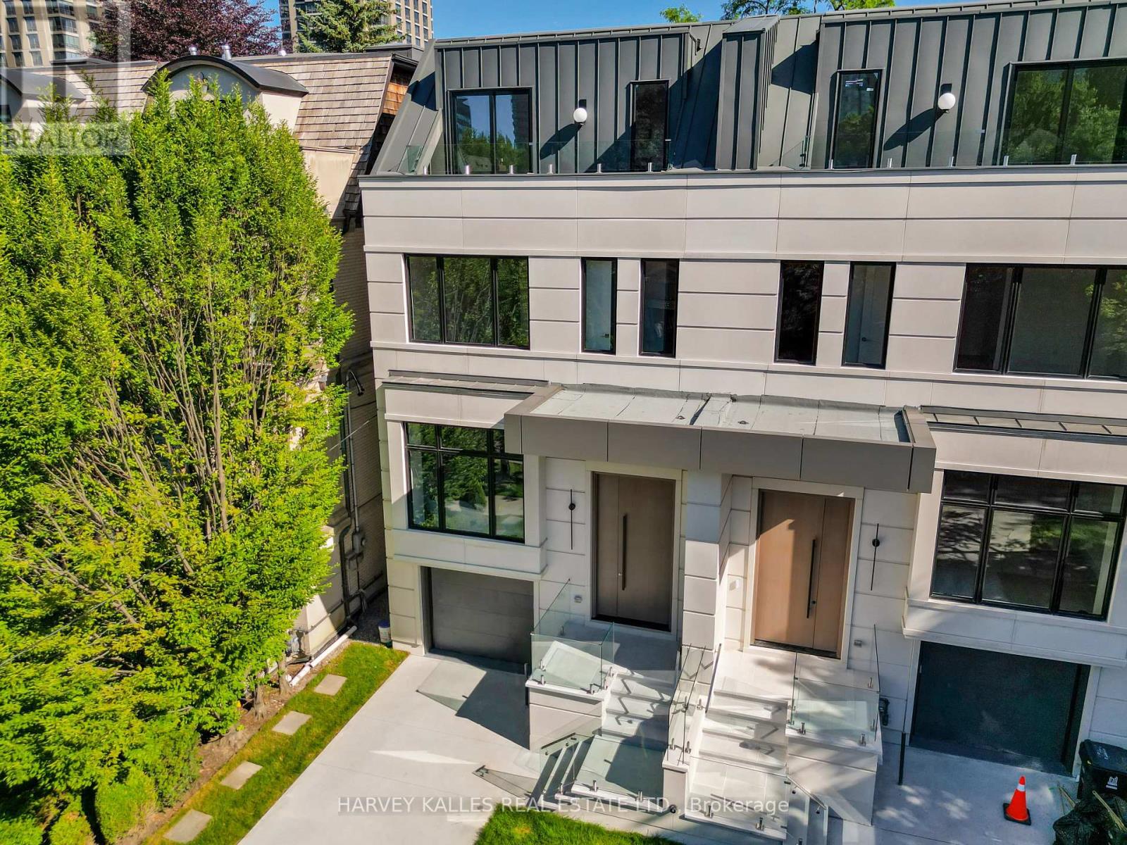 108 Heath Street W, Toronto, Ontario  M4V 1T6 - Photo 2 - C13793092