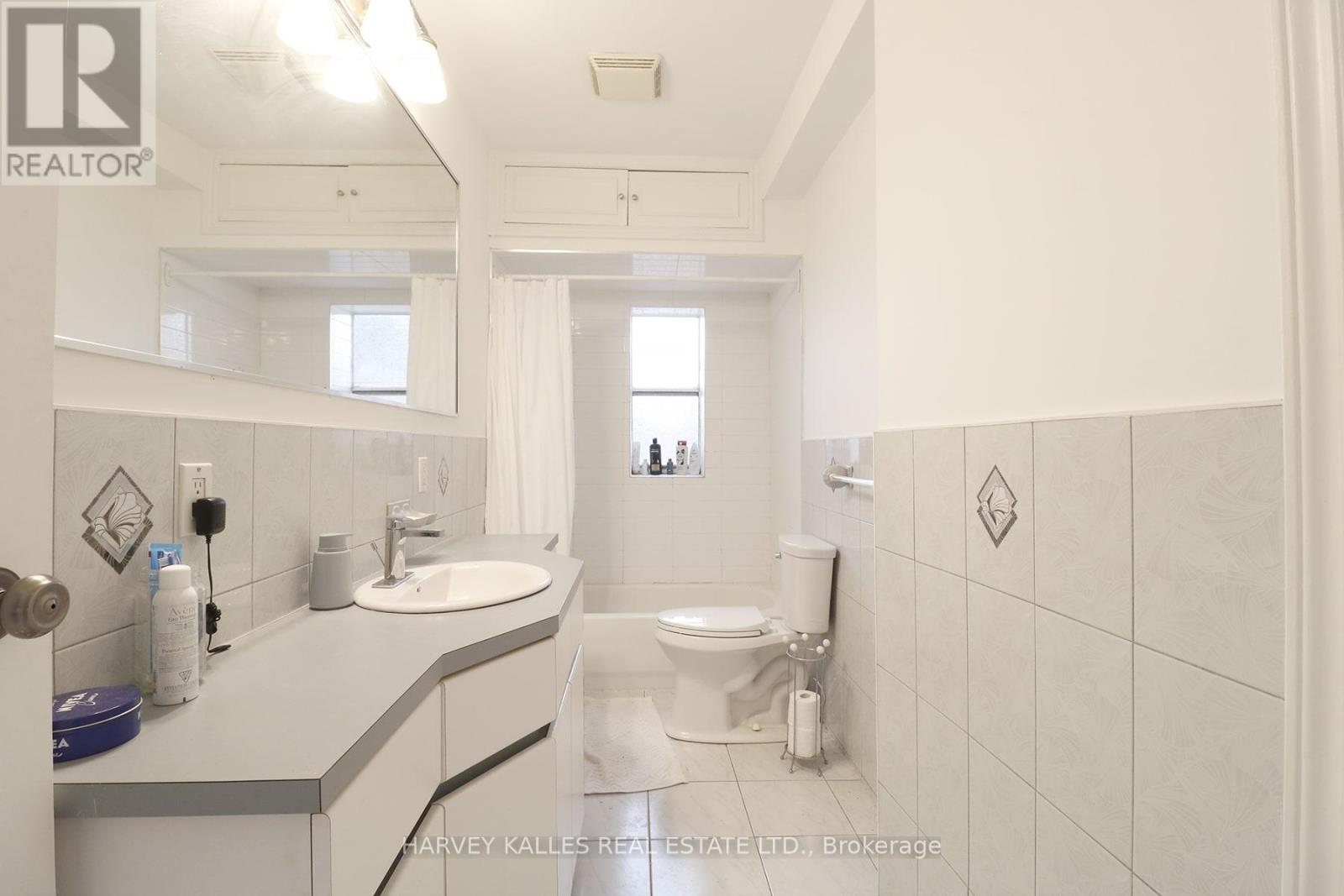 1a - 107 Concord Avenue, Toronto, Ontario M6H 2P2 - Photo 10 - C13793116