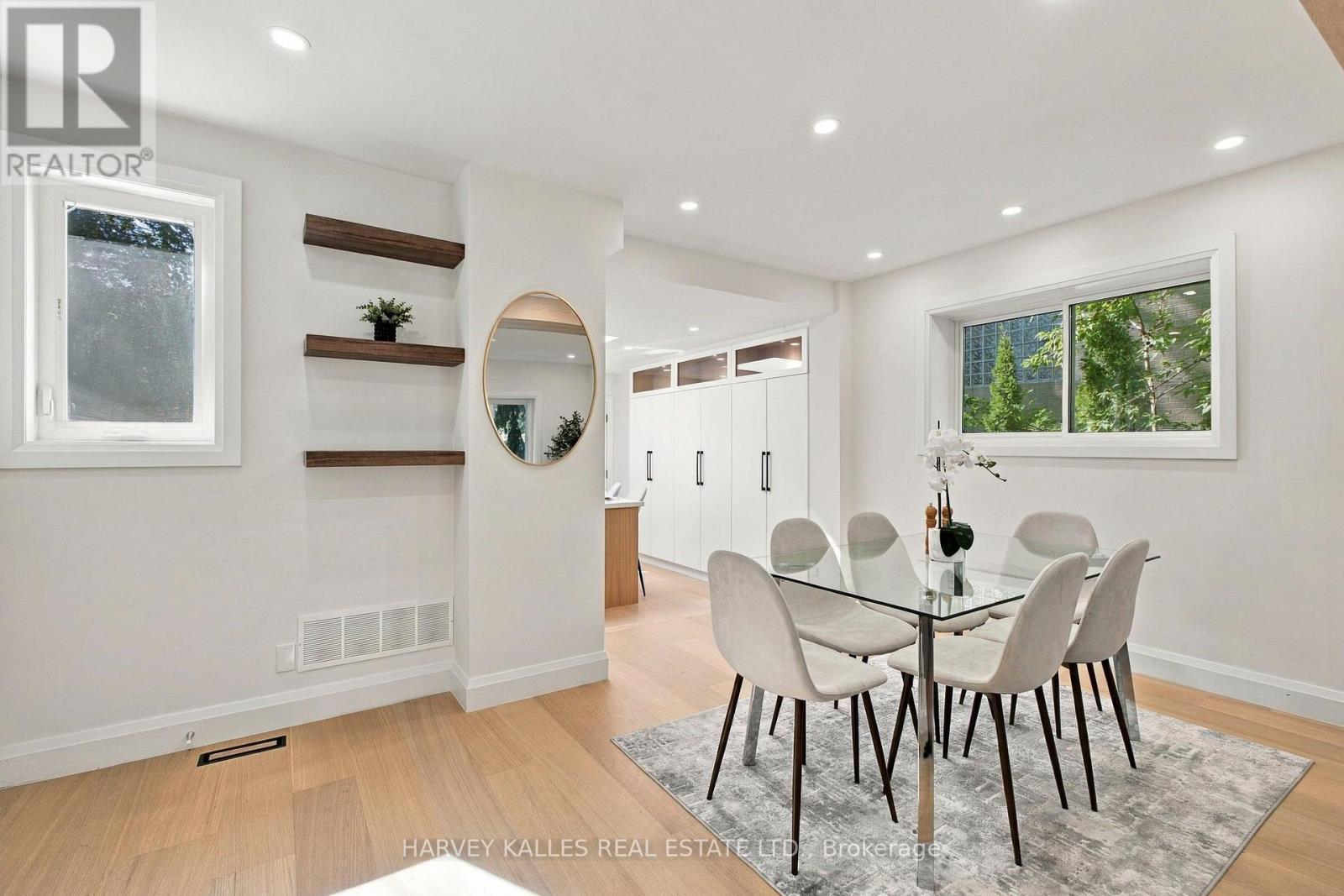 547 Melrose Avenue, Toronto, Ontario M5M 2A4 - Photo 11 - C13793344