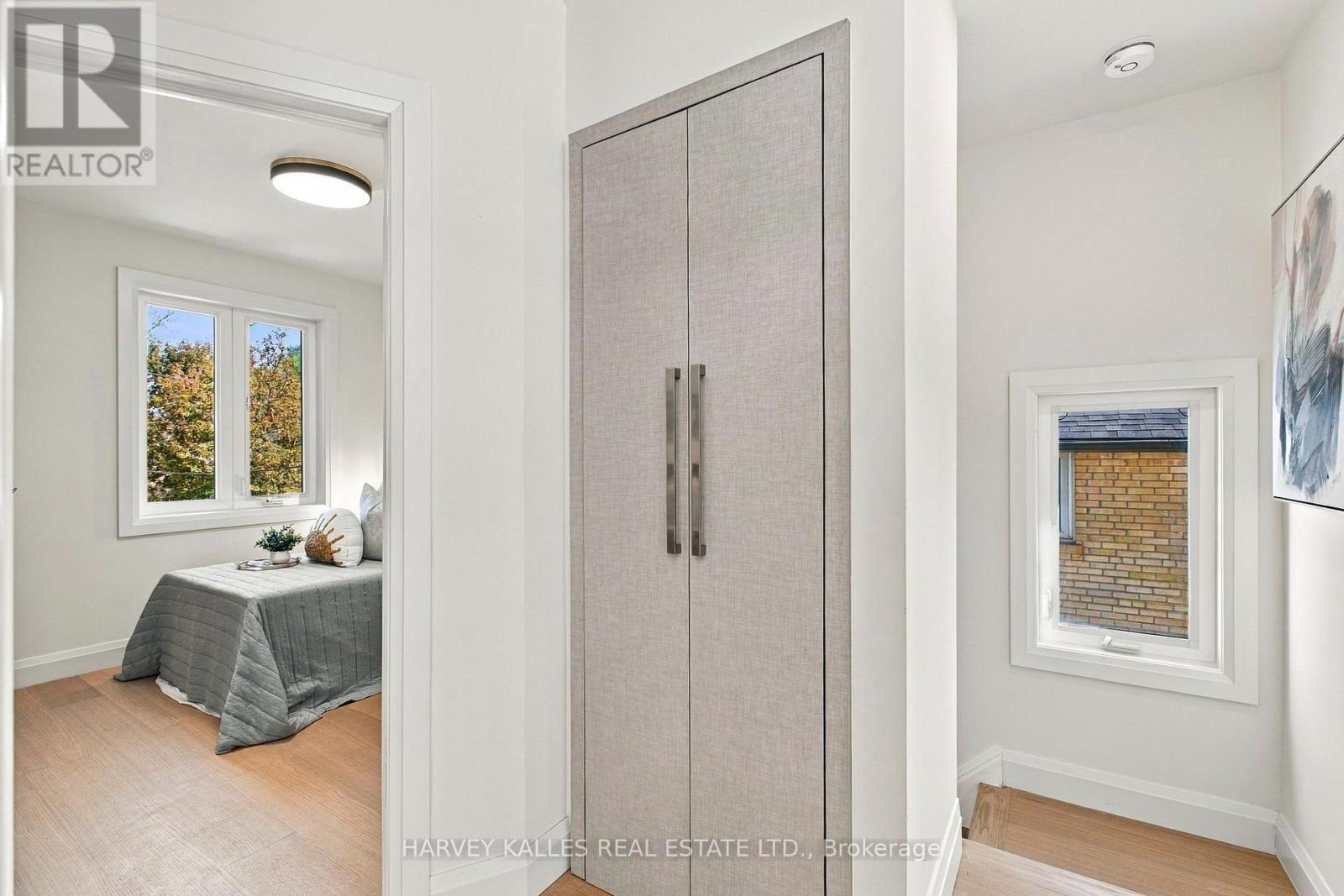 547 Melrose Avenue, Toronto, Ontario M5M 2A4 - Photo 17 - C13793344