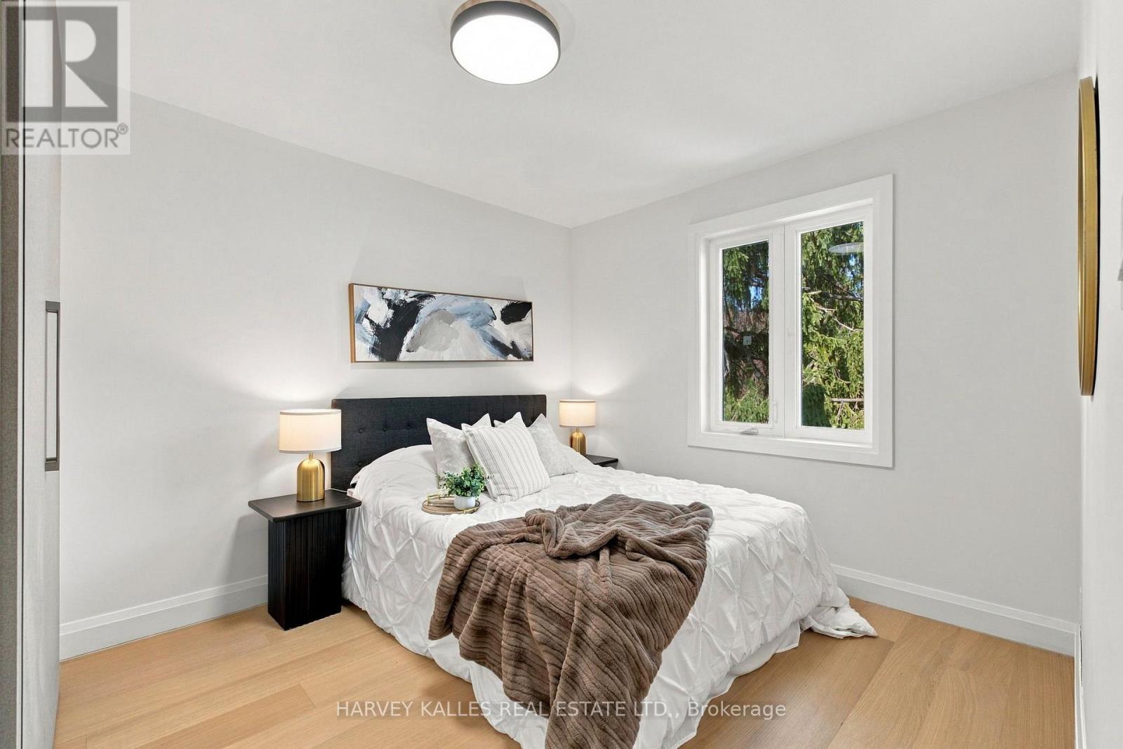 547 Melrose Avenue, Toronto, Ontario M5M 2A4 - Photo 20 - C13793344