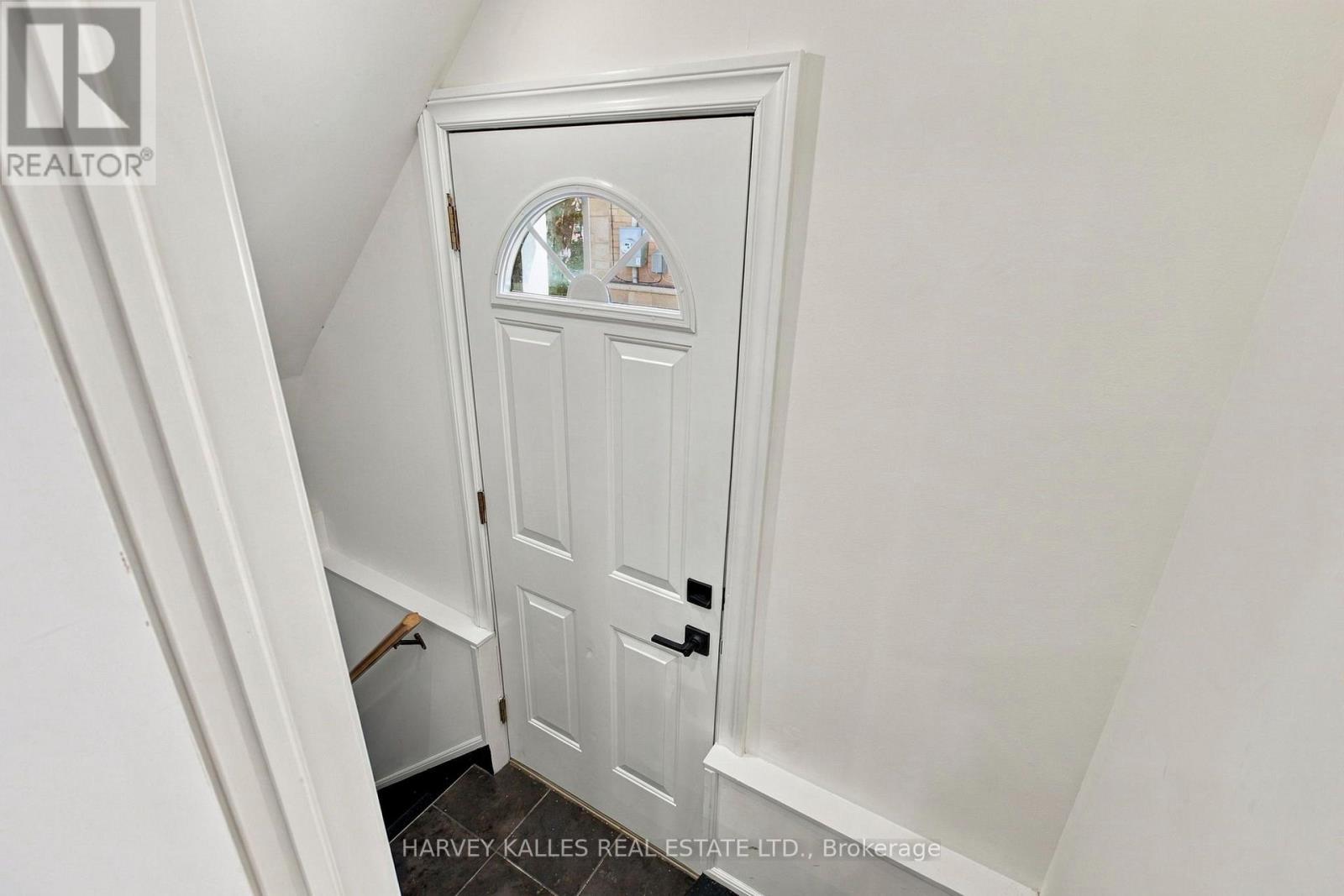 547 Melrose Avenue, Toronto, Ontario M5M 2A4 - Photo 26 - C13793344