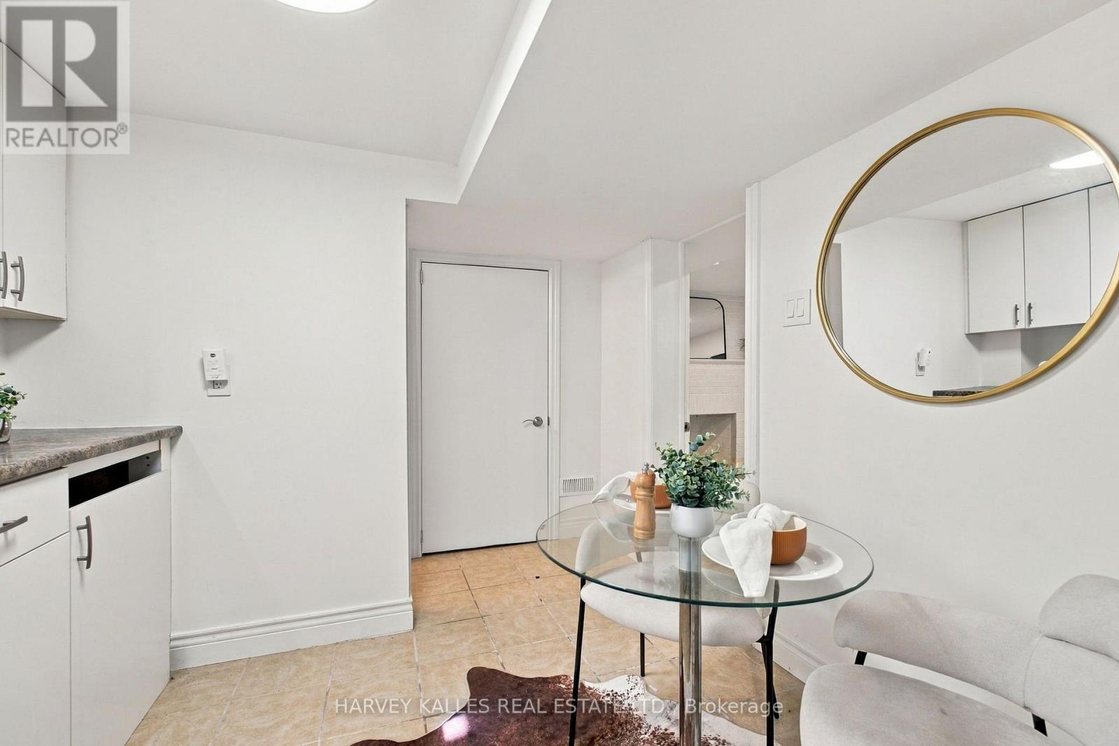 547 Melrose Avenue, Toronto, Ontario M5M 2A4 - Photo 32 - C13793344