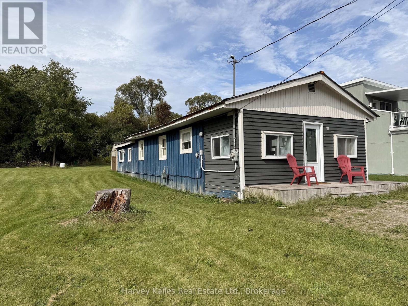 90 MAIN STREET, Prince Edward County, Ontario