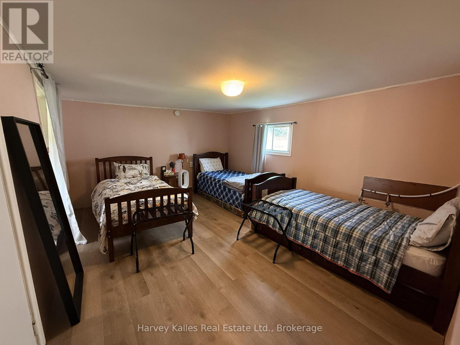 90 Main Street, Prince Edward County, Ontario K0K 3L0 - Photo 12 - X13796730