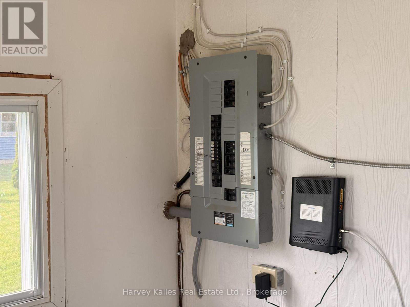 90 Main Street, Prince Edward County, Ontario K0K 3L0 - Photo 15 - X13796730