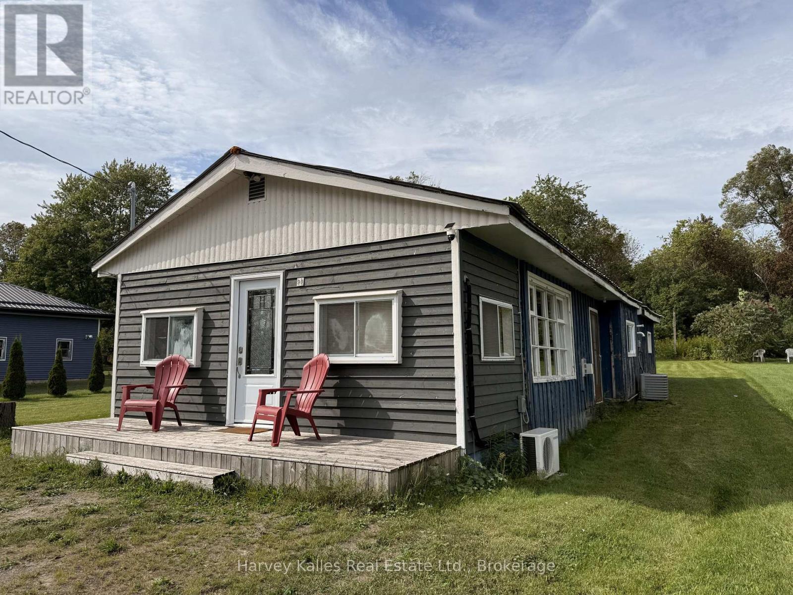 90 Main Street, Prince Edward County, Ontario K0K 3L0 - Photo 2 - X13796730