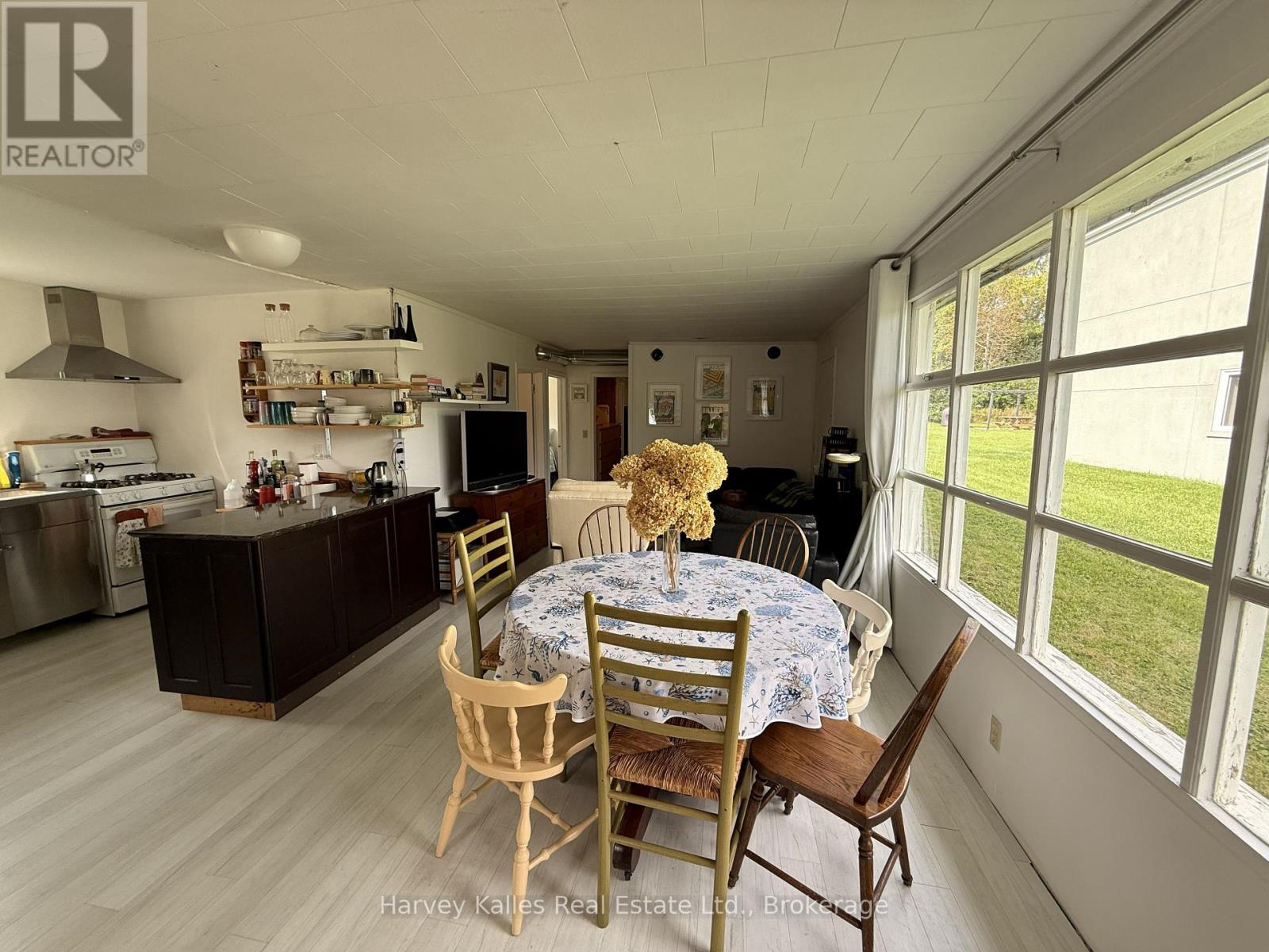90 Main Street, Prince Edward County, Ontario K0K 3L0 - Photo 3 - X13796730