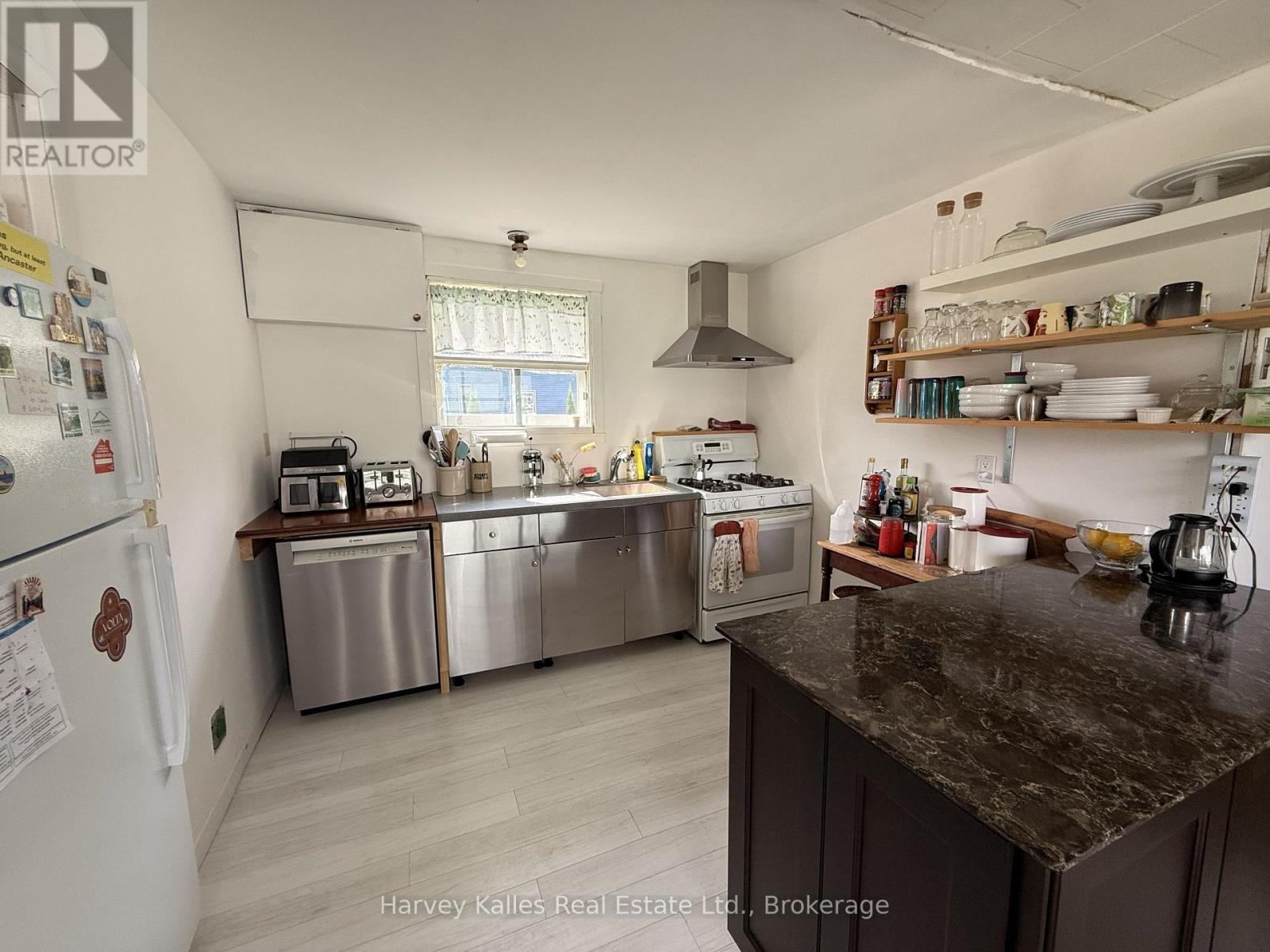 90 Main Street, Prince Edward County, Ontario K0K 3L0 - Photo 4 - X13796730