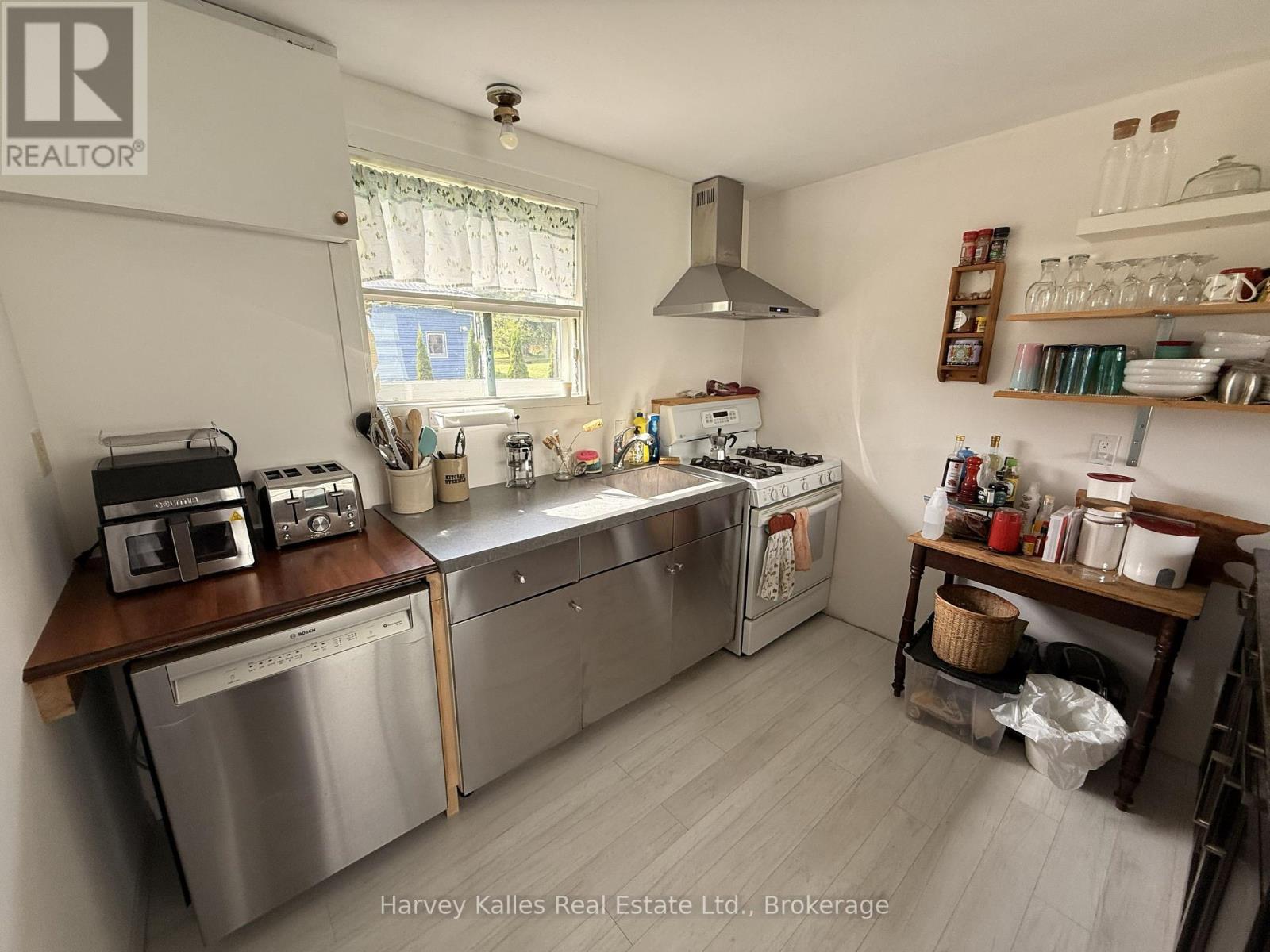 90 Main Street, Prince Edward County, Ontario K0K 3L0 - Photo 5 - X13796730