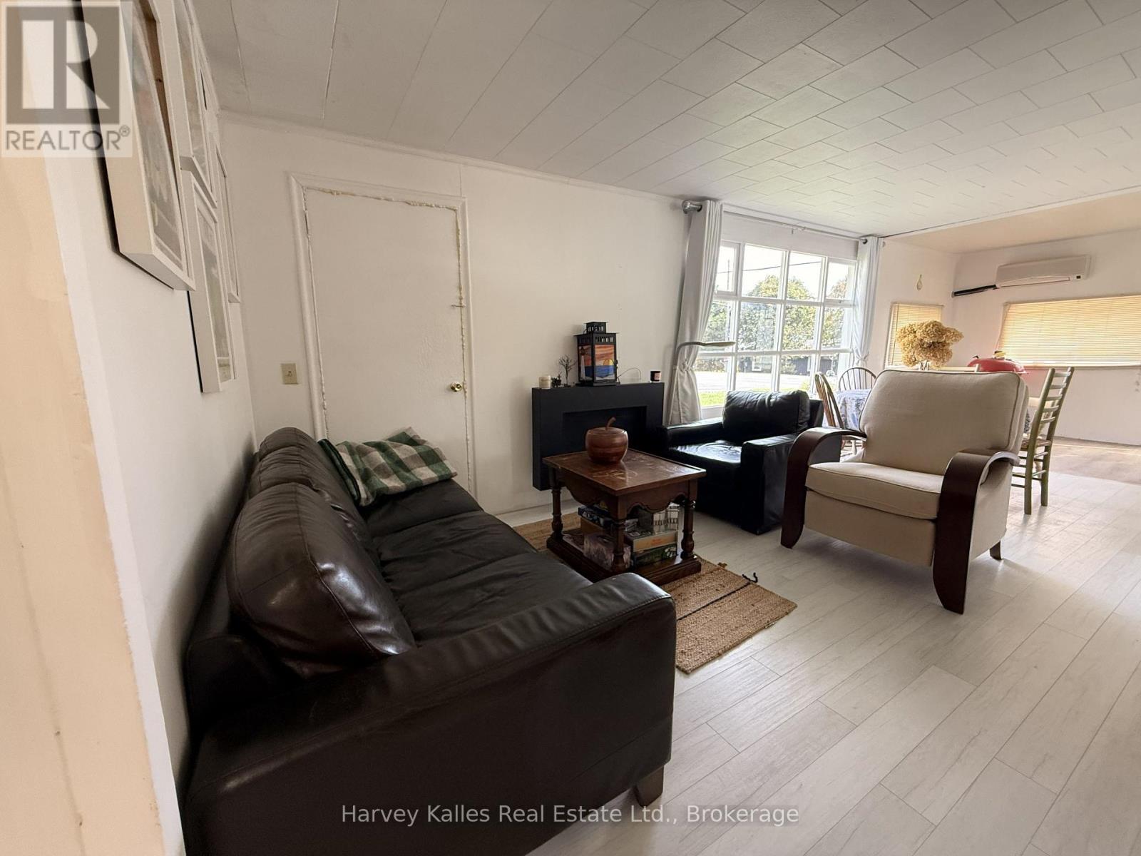 90 Main Street, Prince Edward County, Ontario K0K 3L0 - Photo 8 - X13796730