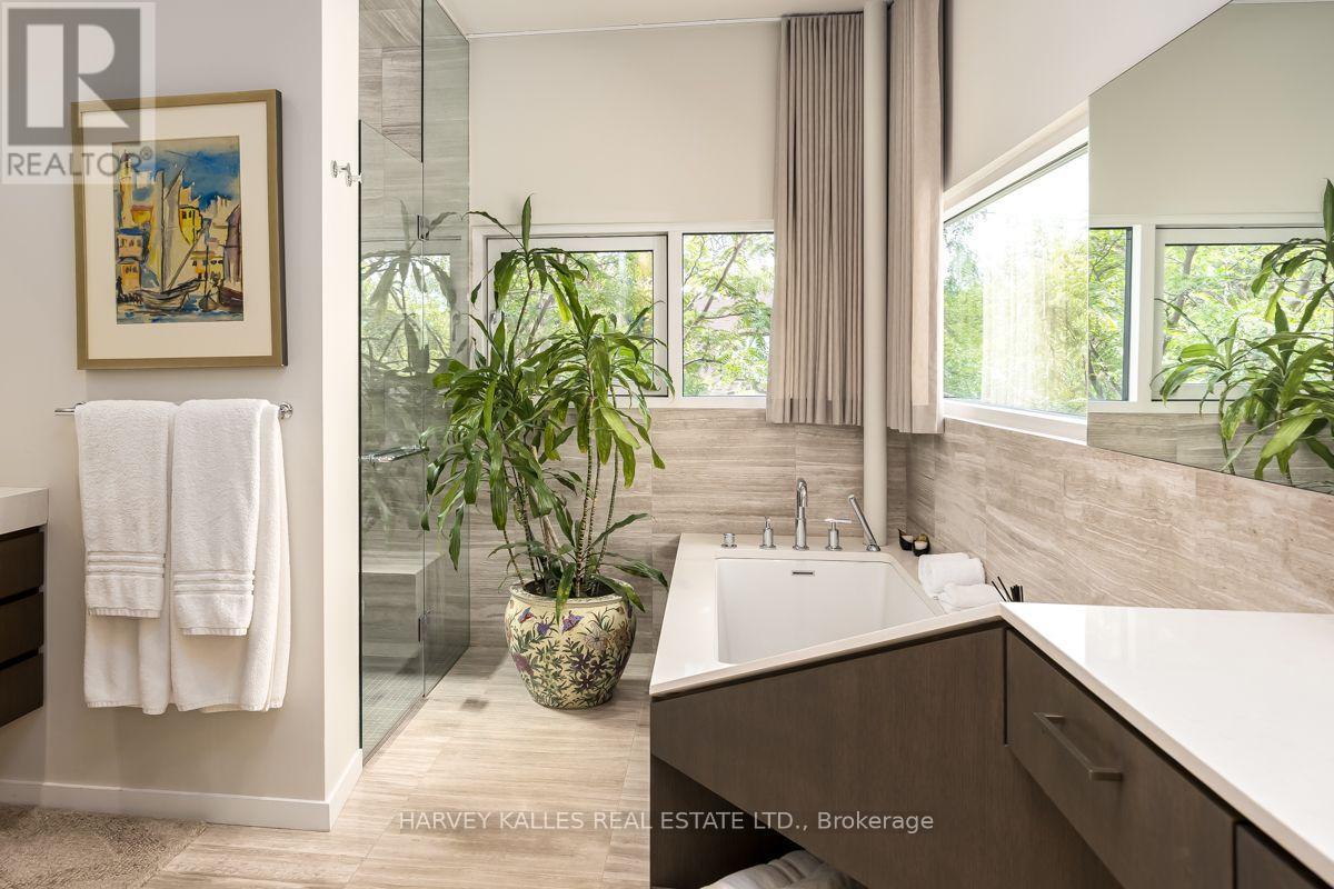 5 Relmar Road, Toronto, Ontario M5P 2Y4 - Photo 23 - C13797024